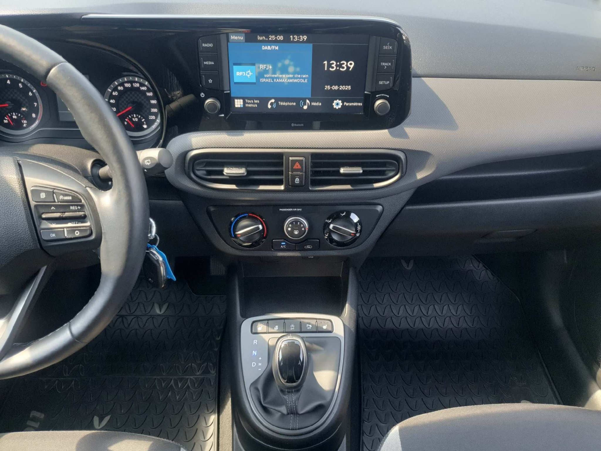 listing desktop thumbnail image 6