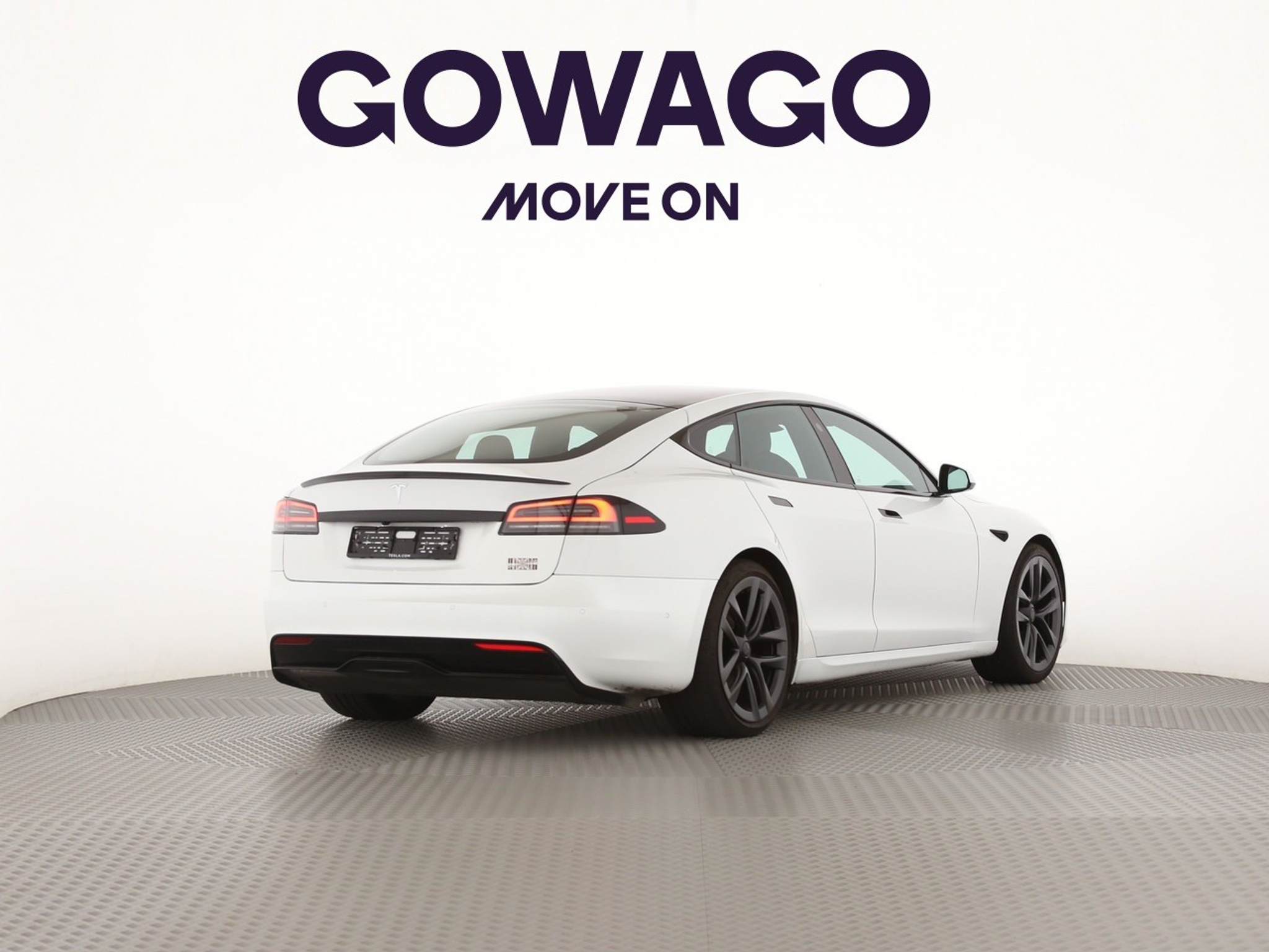 listing desktop thumbnail image 1