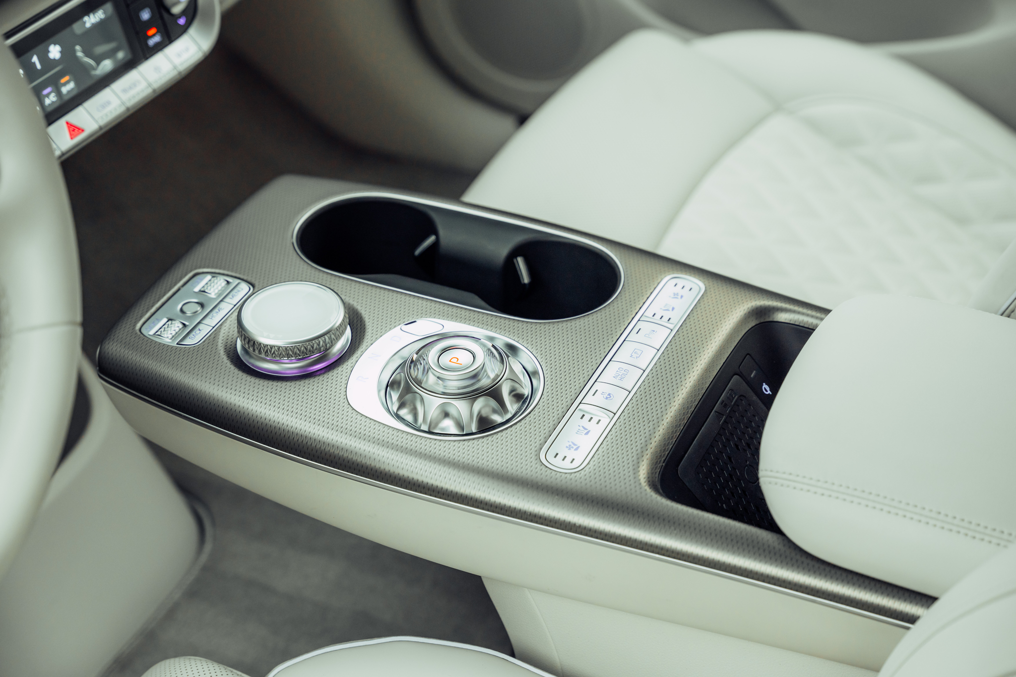 listing desktop thumbnail image 11