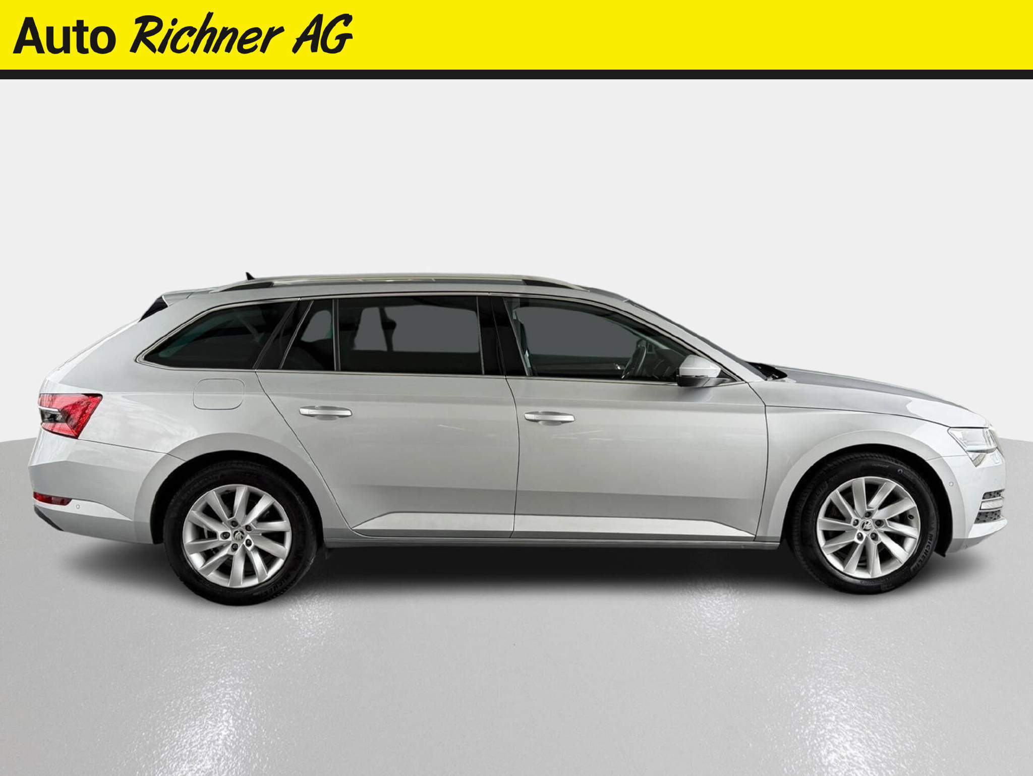 listing desktop thumbnail image 2