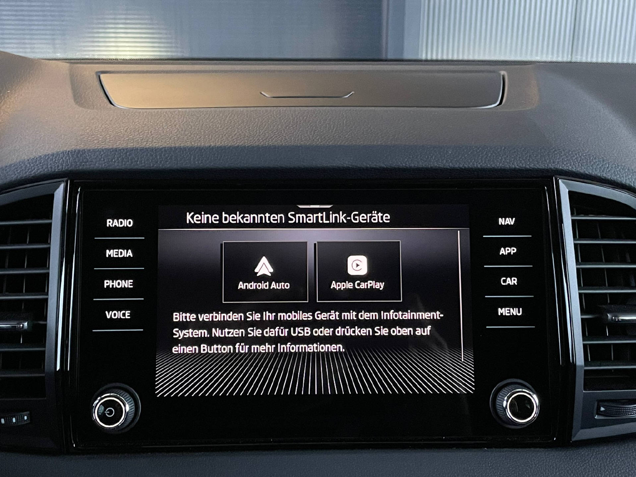 listing desktop thumbnail image 12