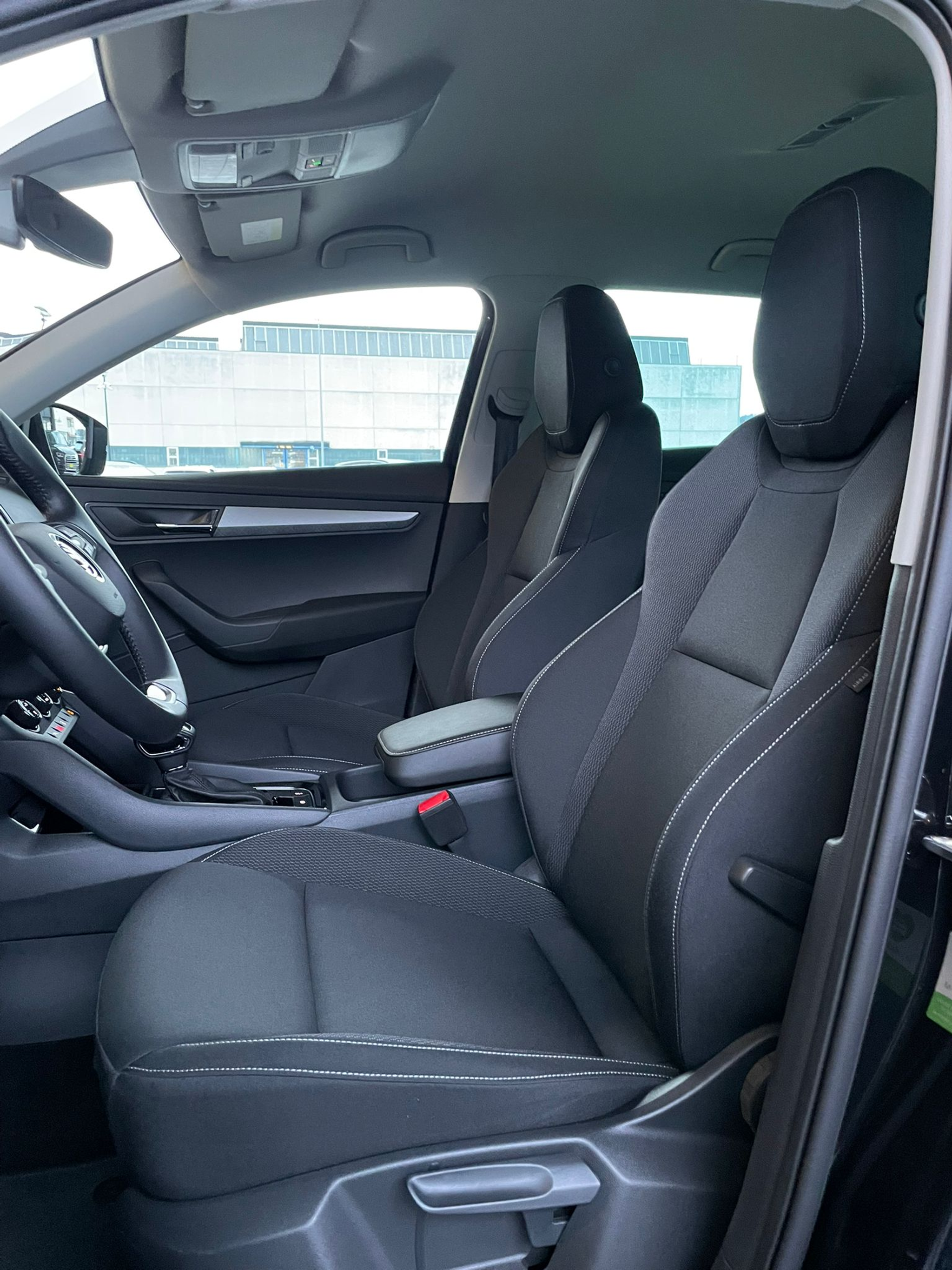 listing desktop thumbnail image 5