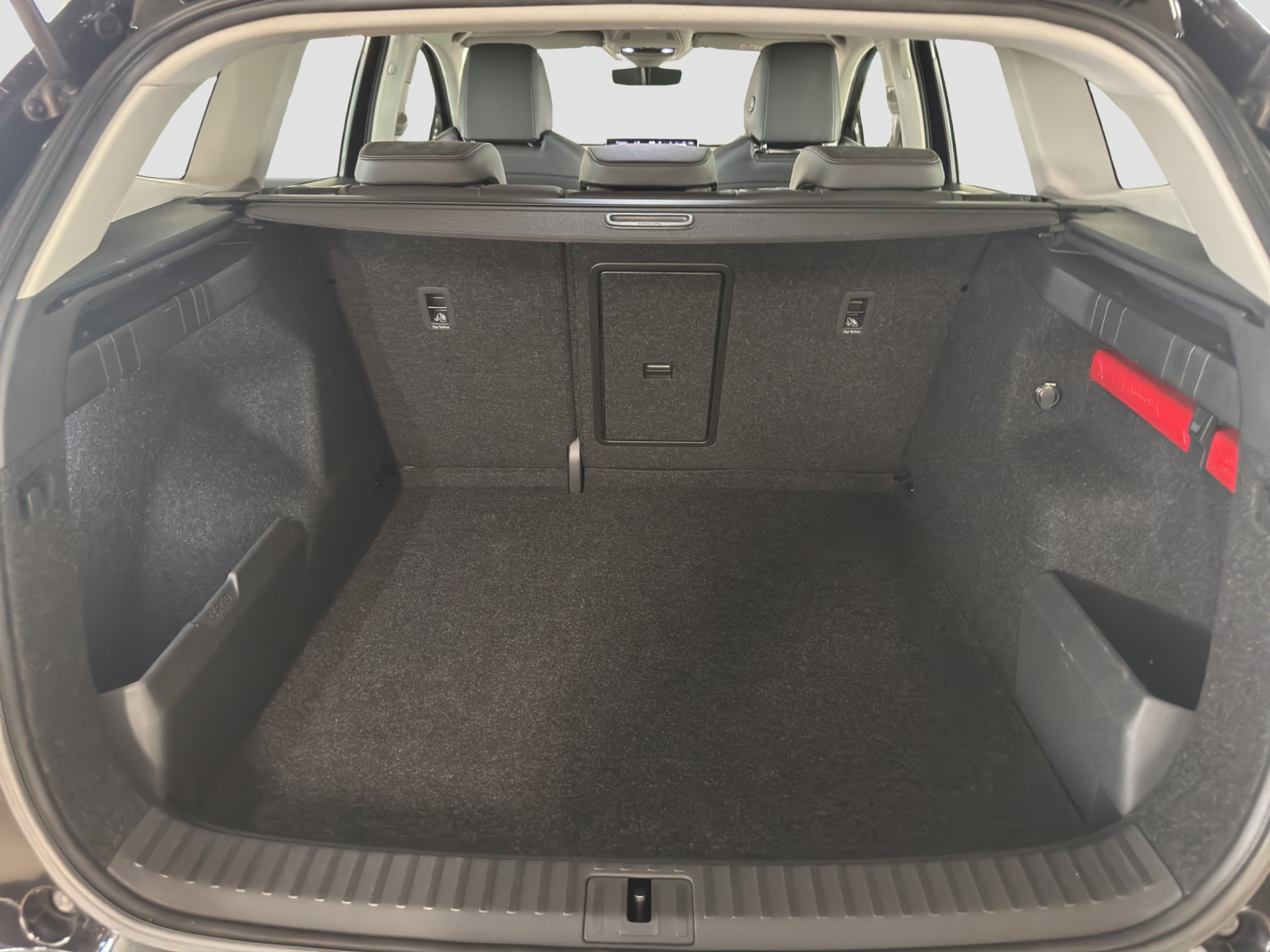 listing desktop thumbnail image 9