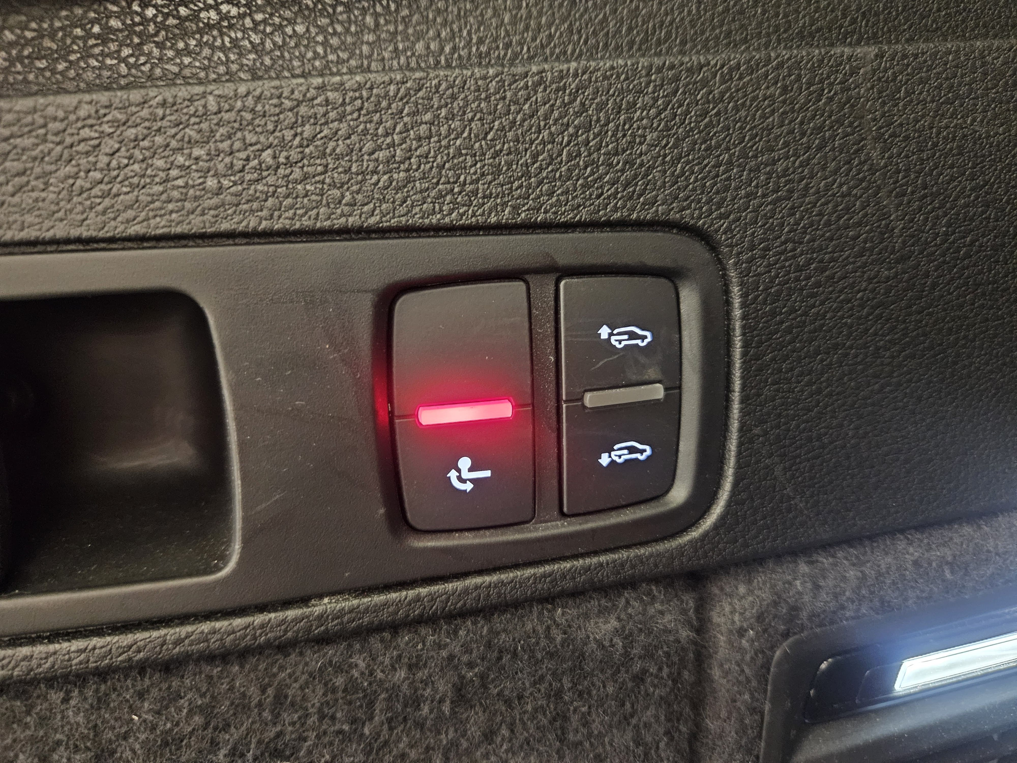 listing desktop thumbnail image 15