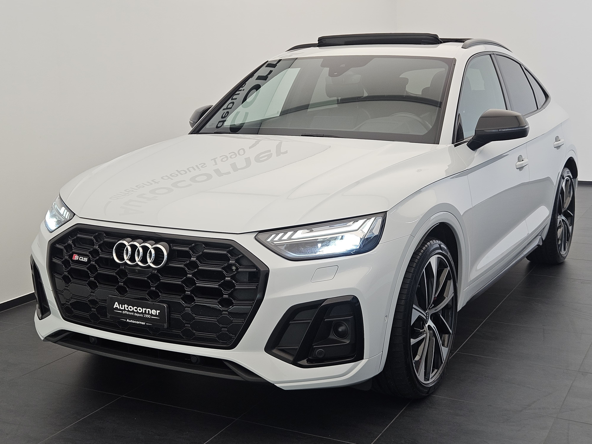 listing desktop thumbnail image 2