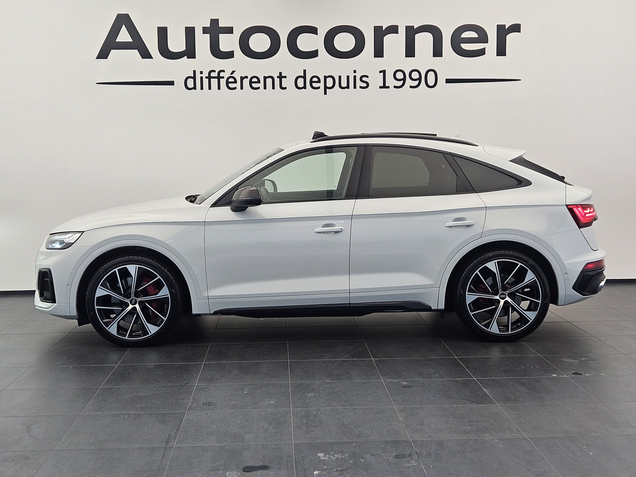 listing desktop thumbnail image 1