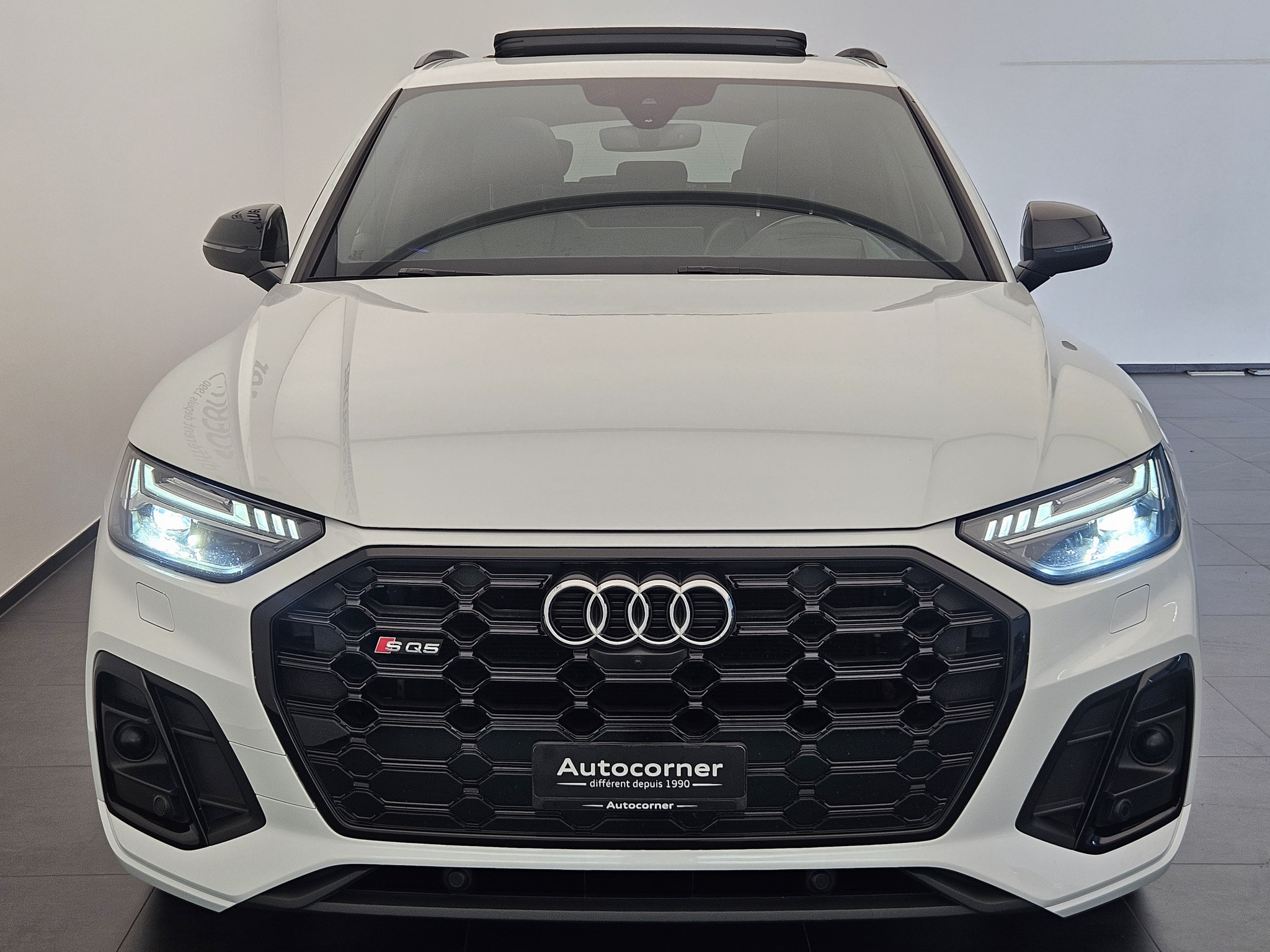 listing desktop thumbnail image 3