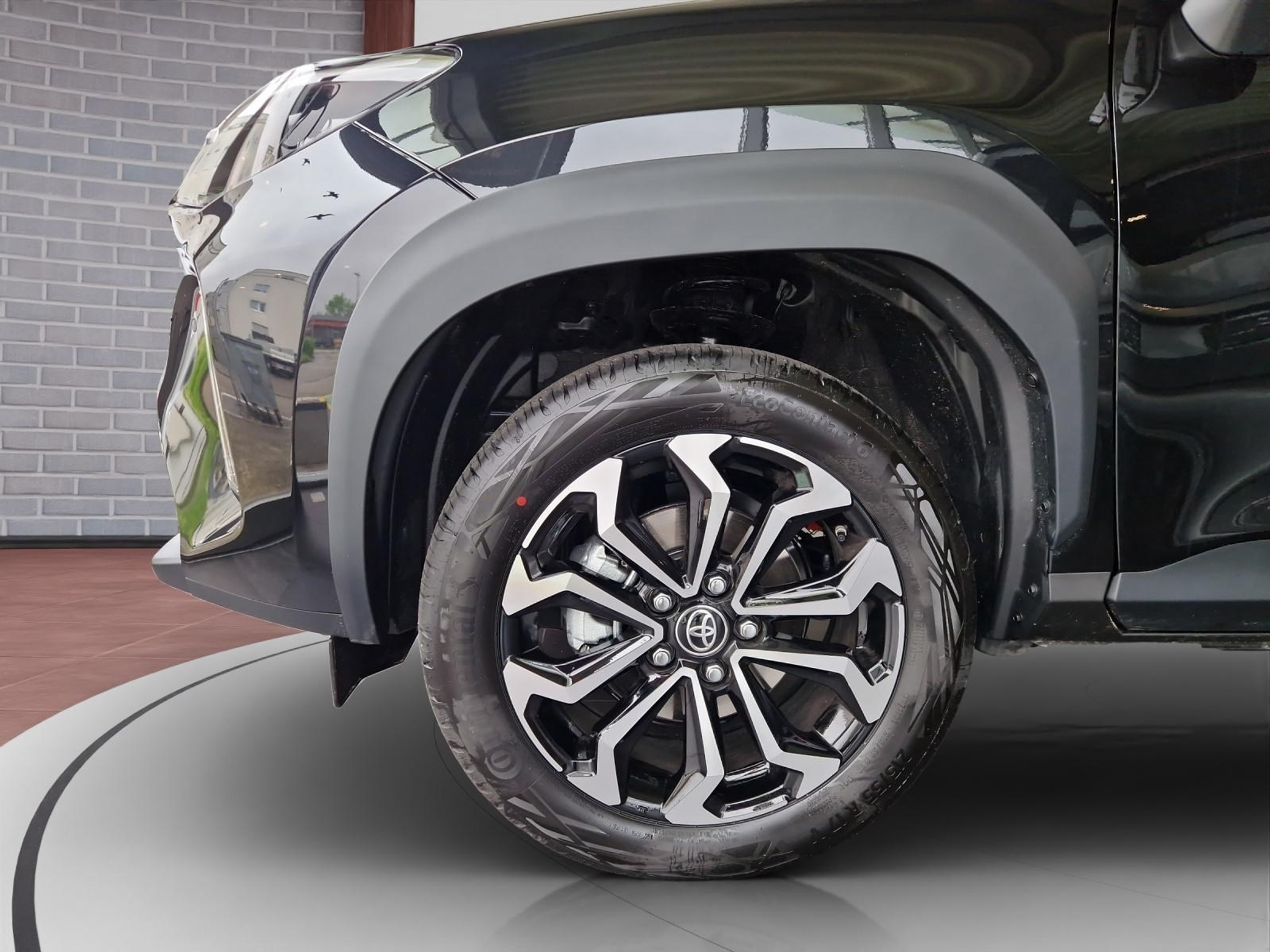 listing desktop thumbnail image 9