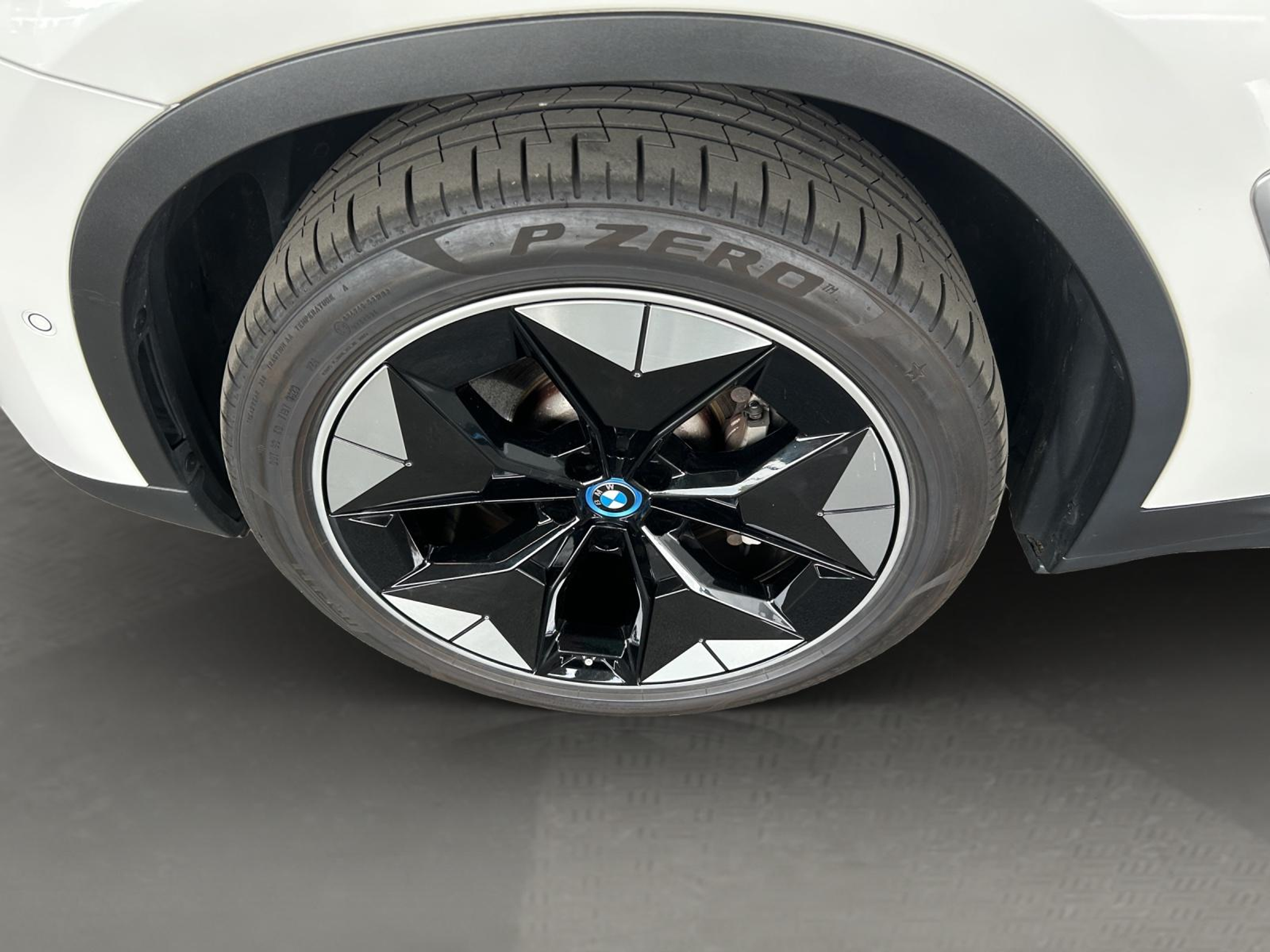 listing desktop thumbnail image 21