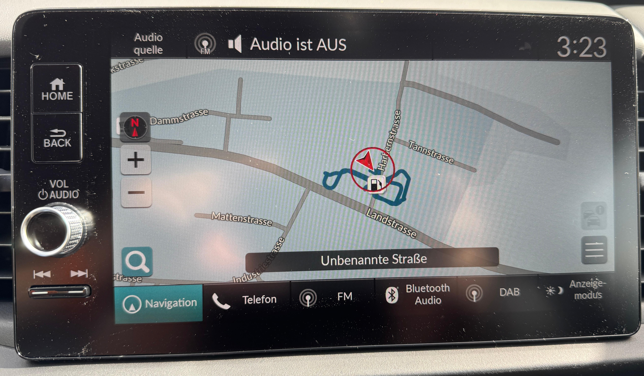 listing desktop thumbnail image 15