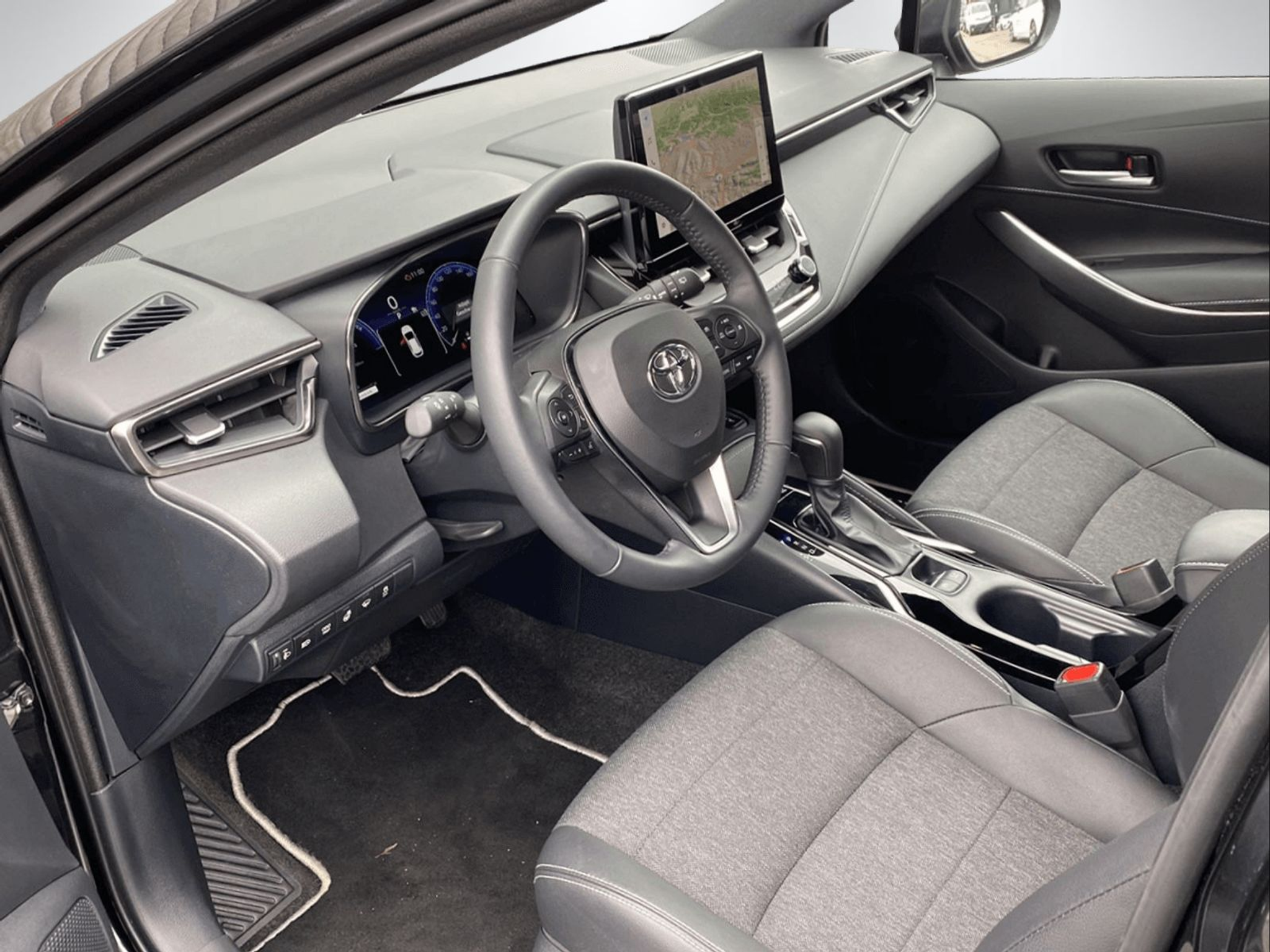 listing desktop thumbnail image 13