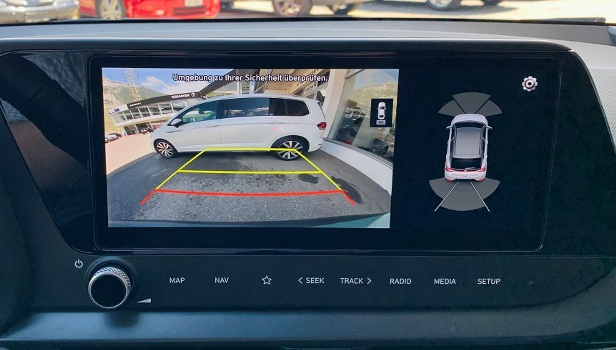 listing desktop thumbnail image 12