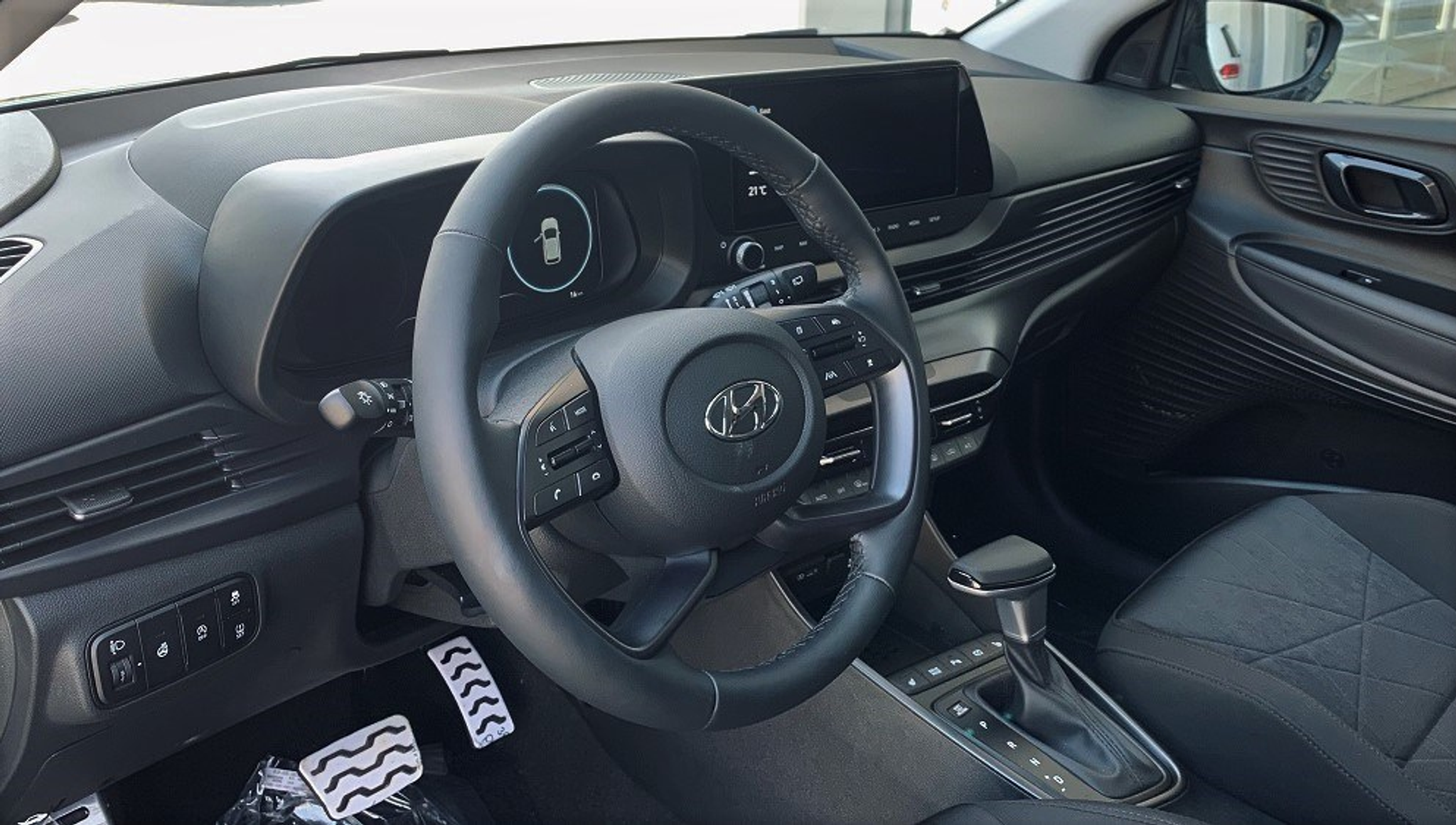 listing desktop thumbnail image 6