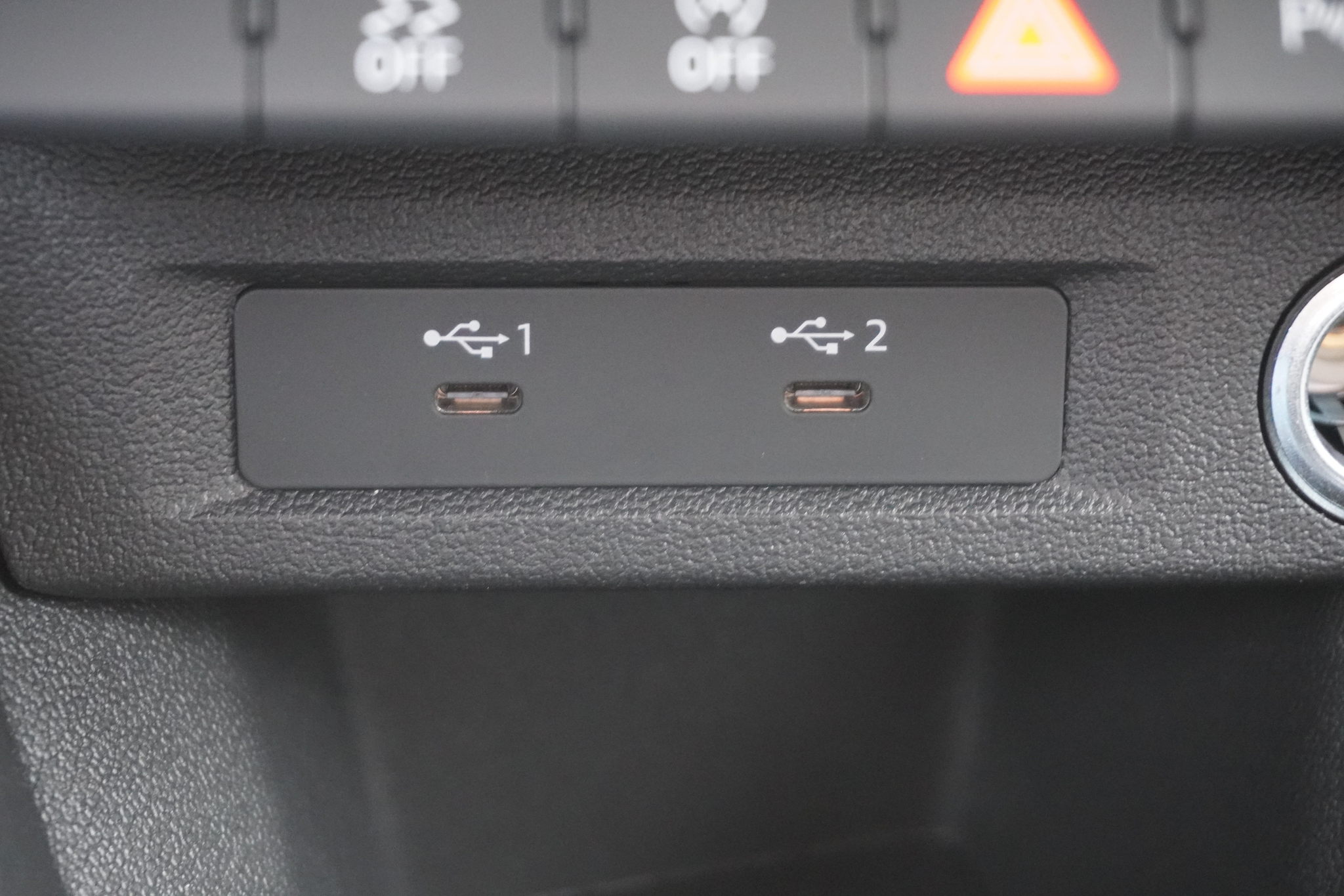 listing desktop thumbnail image 27