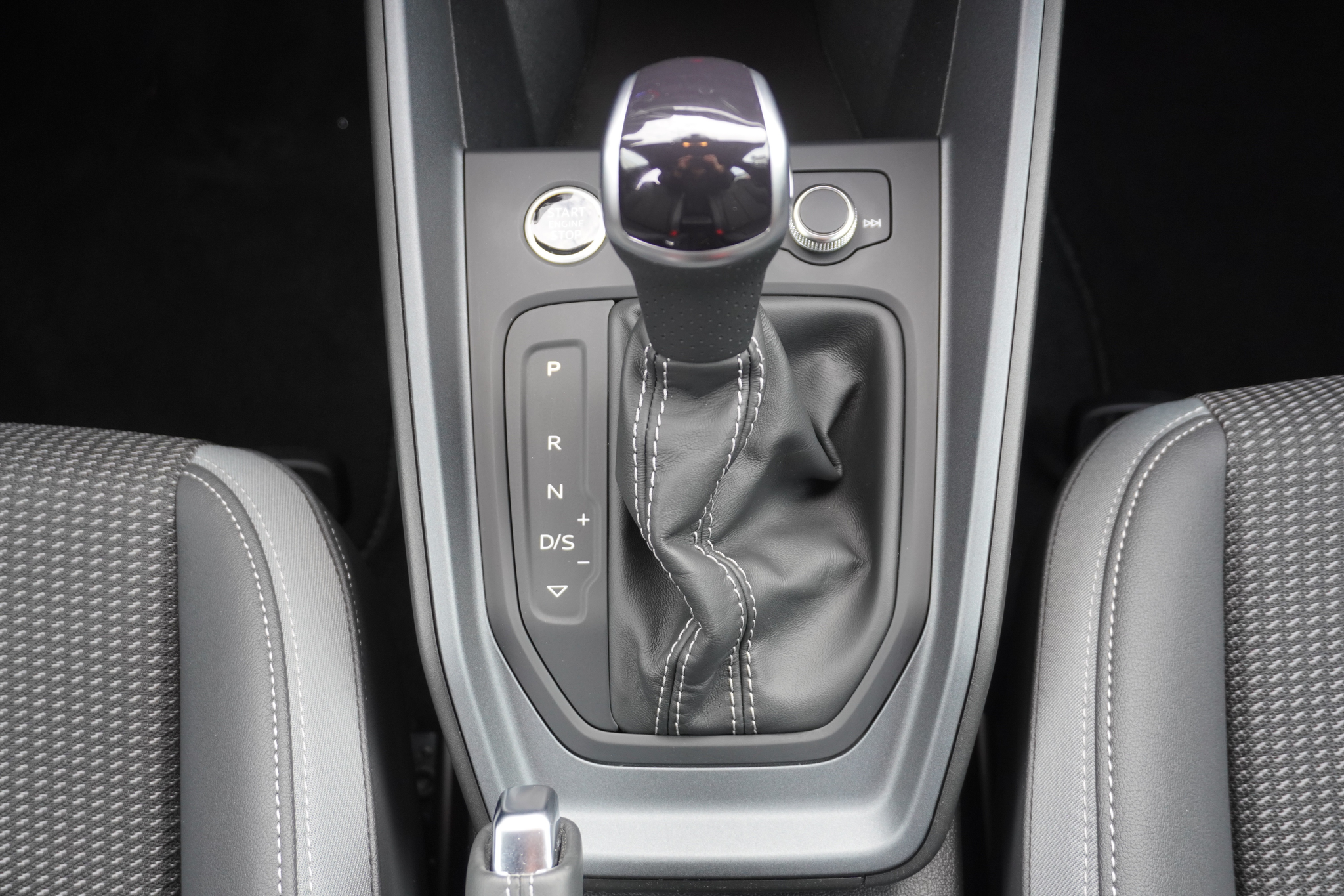 listing desktop thumbnail image 13