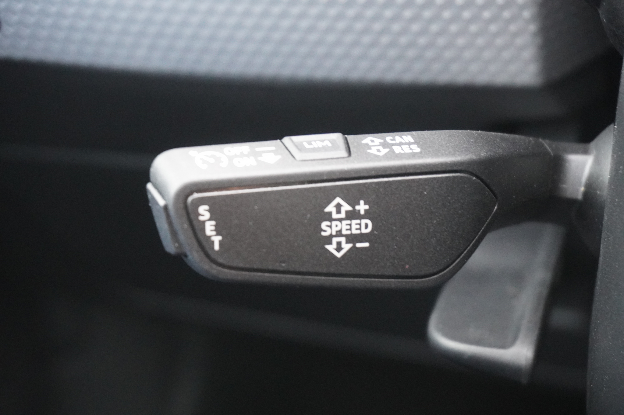 listing desktop thumbnail image 17