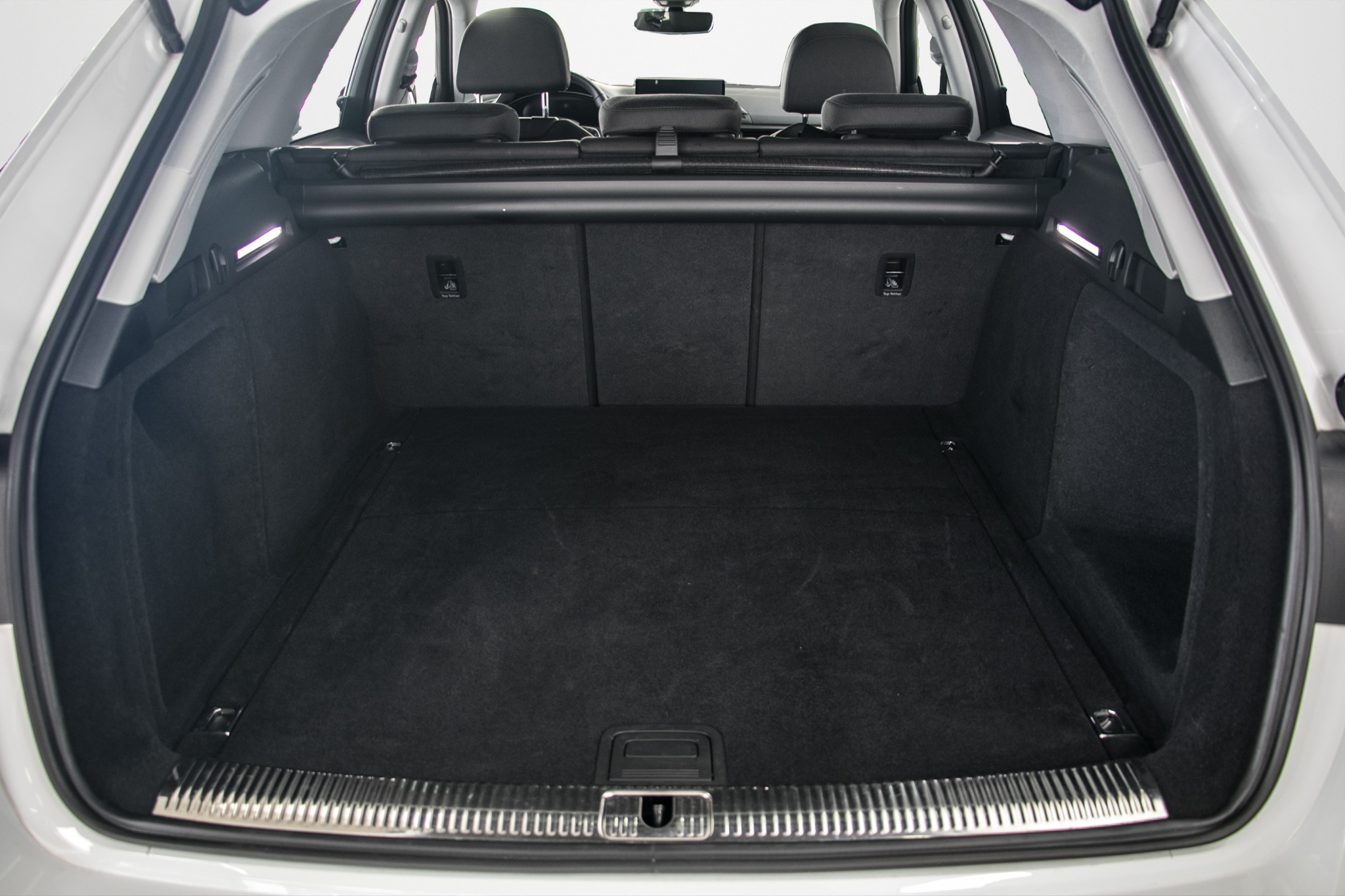 listing desktop thumbnail image 11