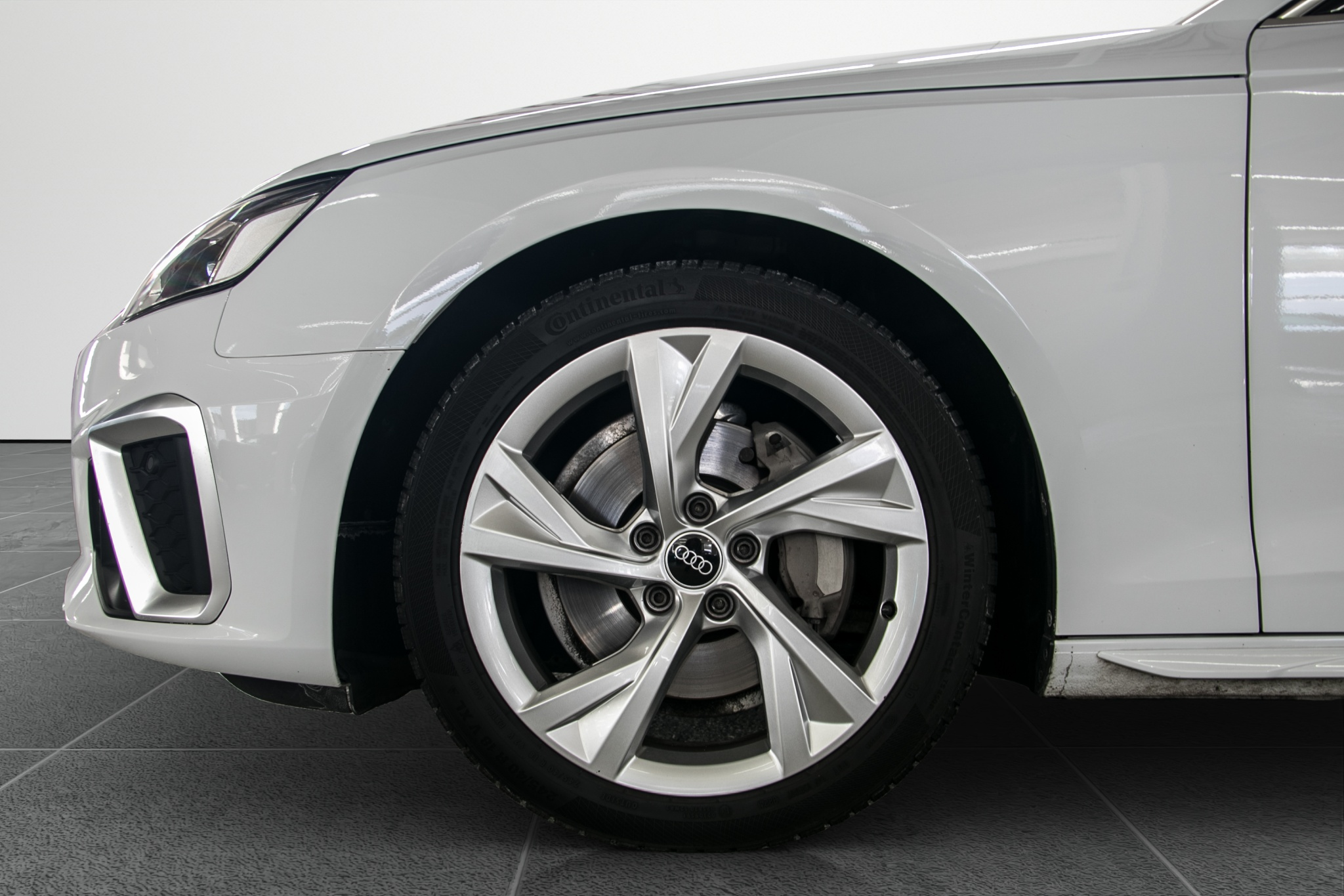 listing desktop thumbnail image 13