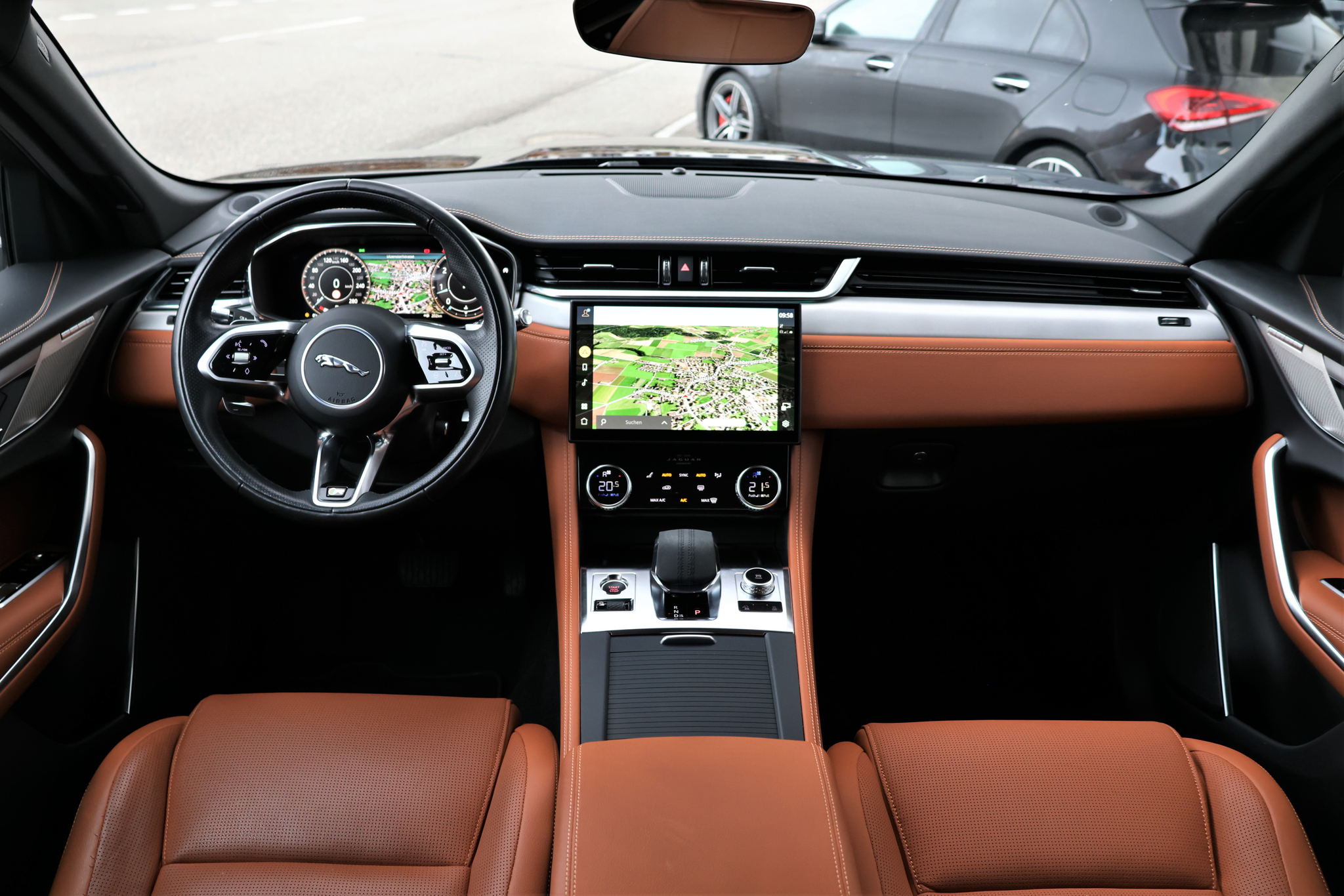 listing desktop thumbnail image 13