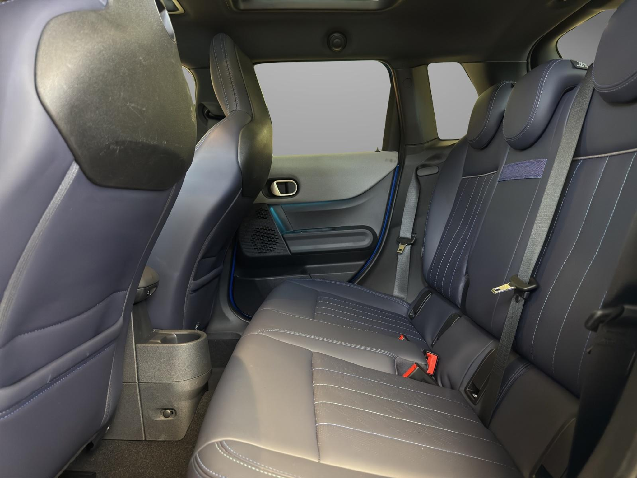 listing desktop thumbnail image 15