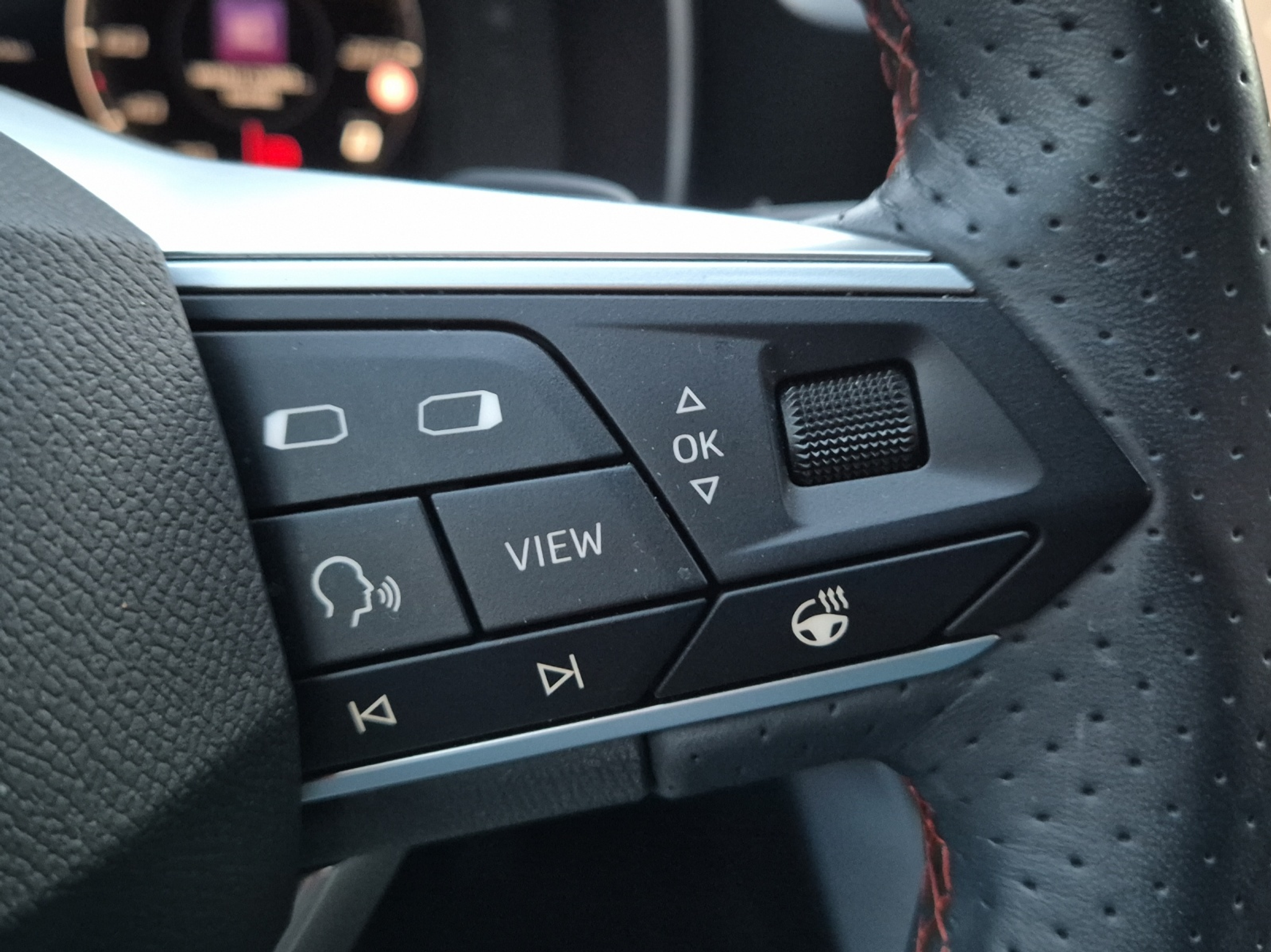 listing desktop thumbnail image 17