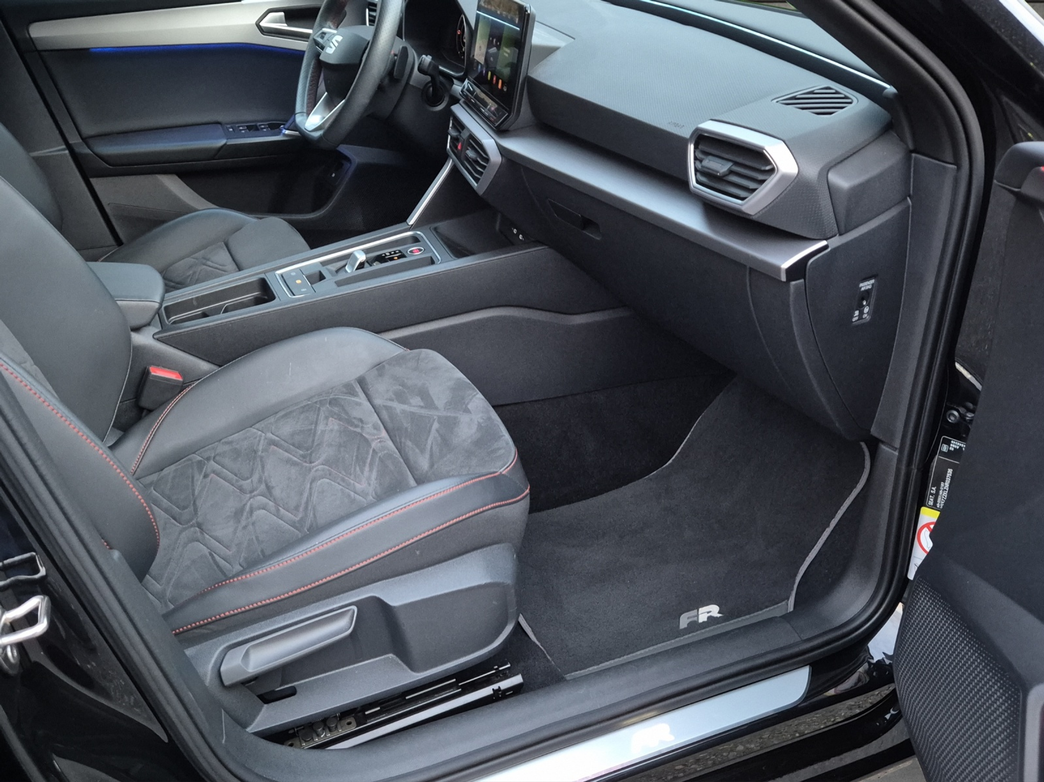 listing desktop thumbnail image 19