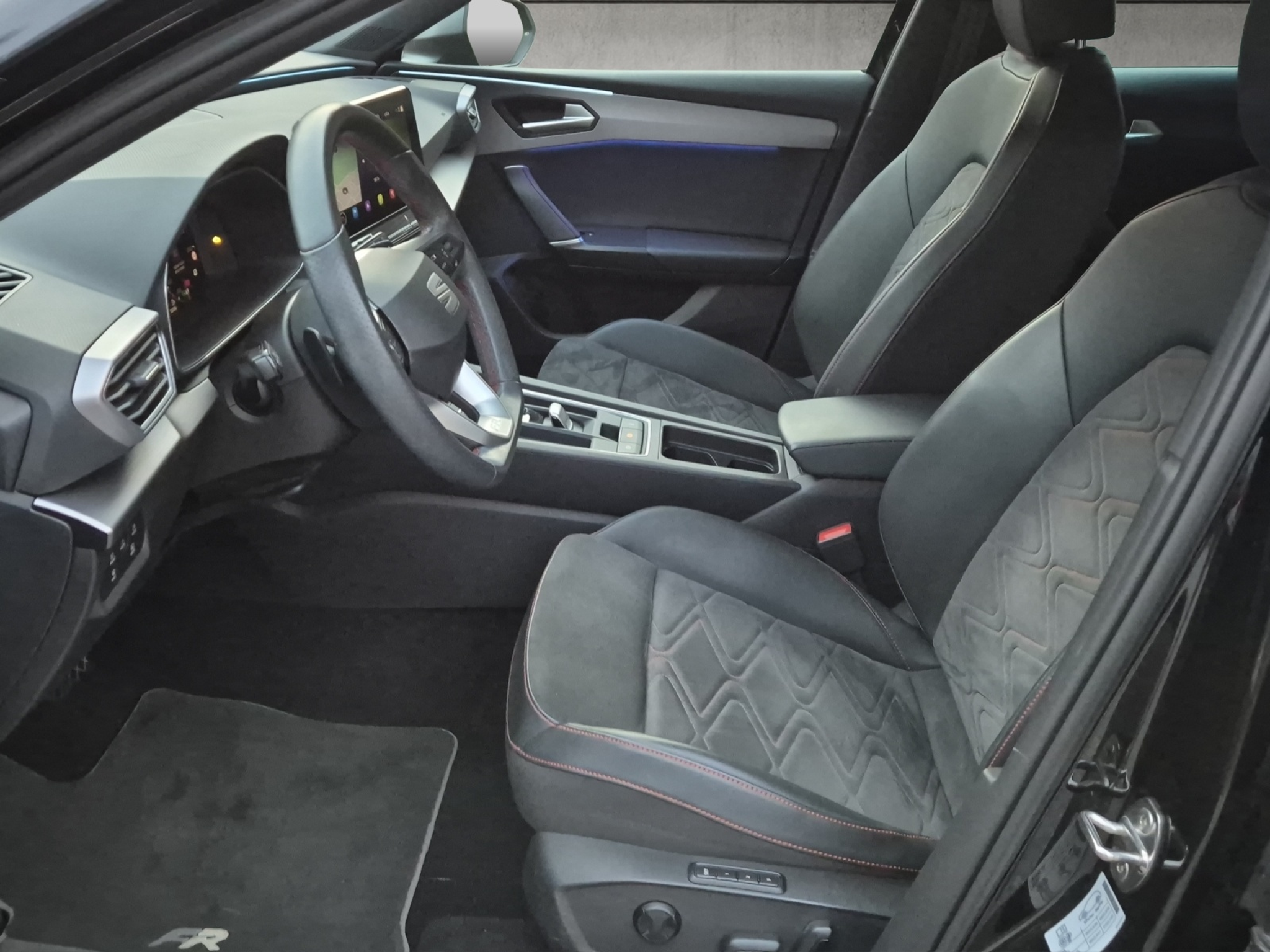 listing desktop thumbnail image 8