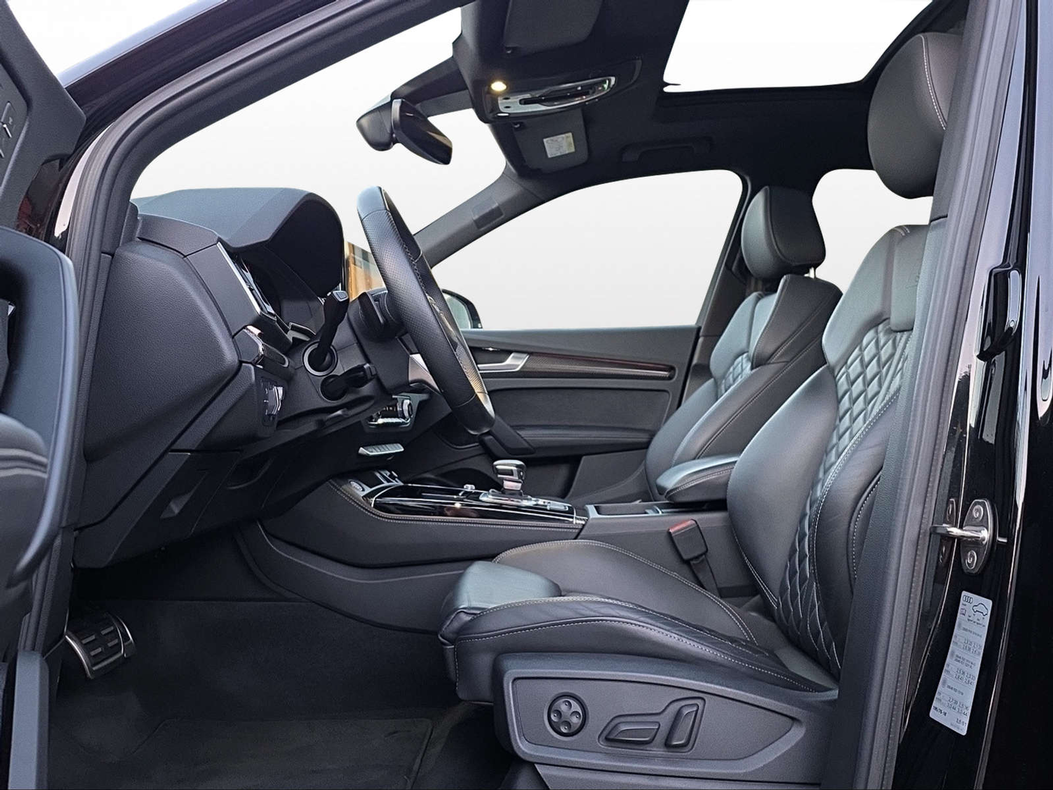 listing desktop thumbnail image 6