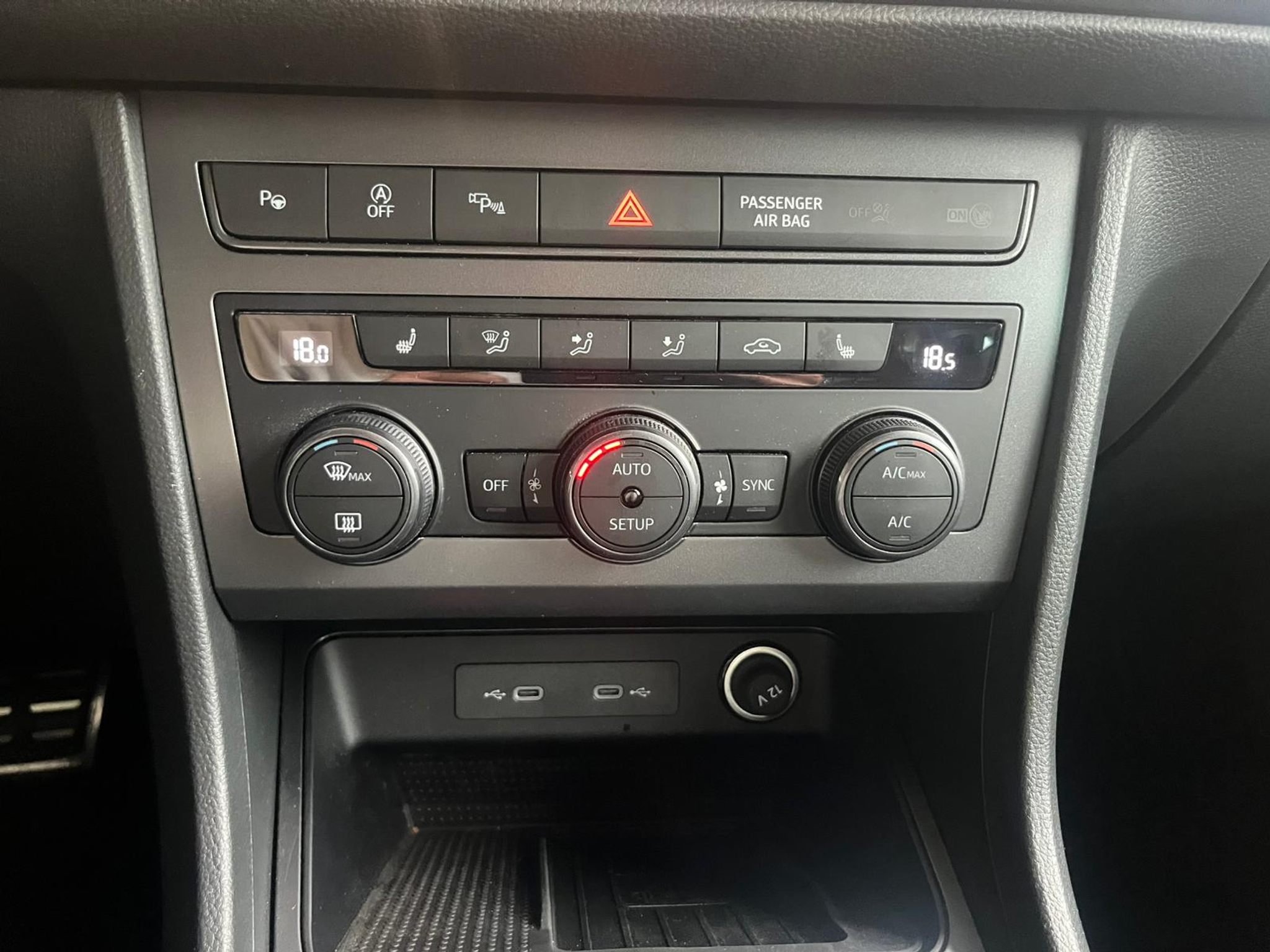 listing desktop thumbnail image 9