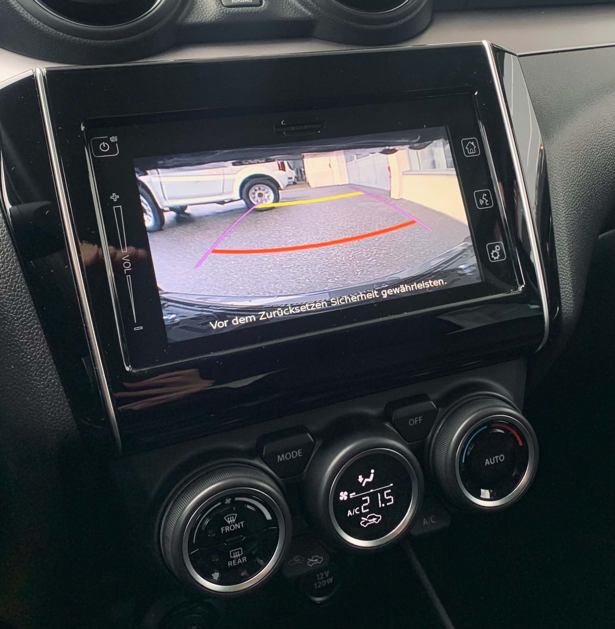 listing desktop thumbnail image 17