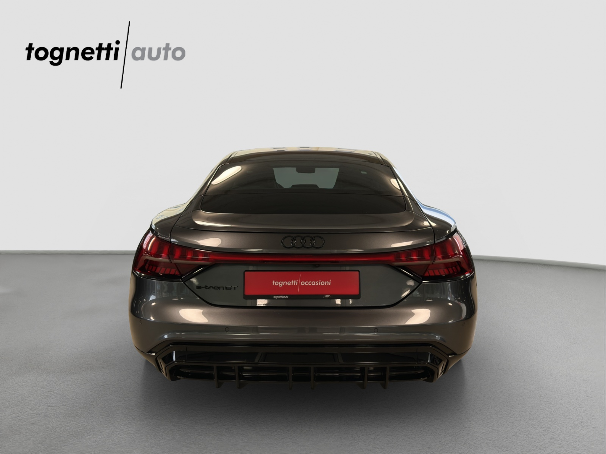 listing desktop thumbnail image 4