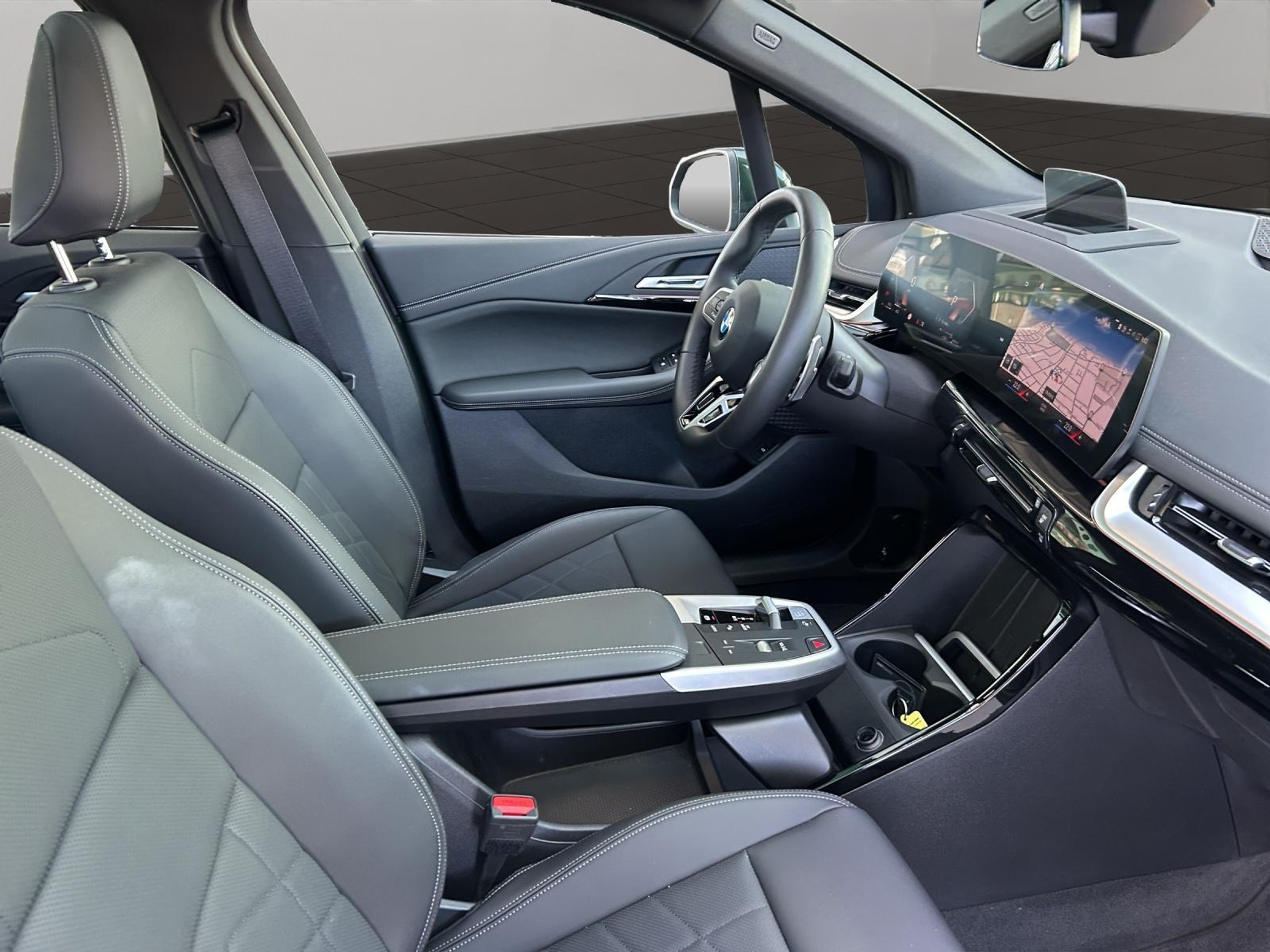 listing desktop thumbnail image 11