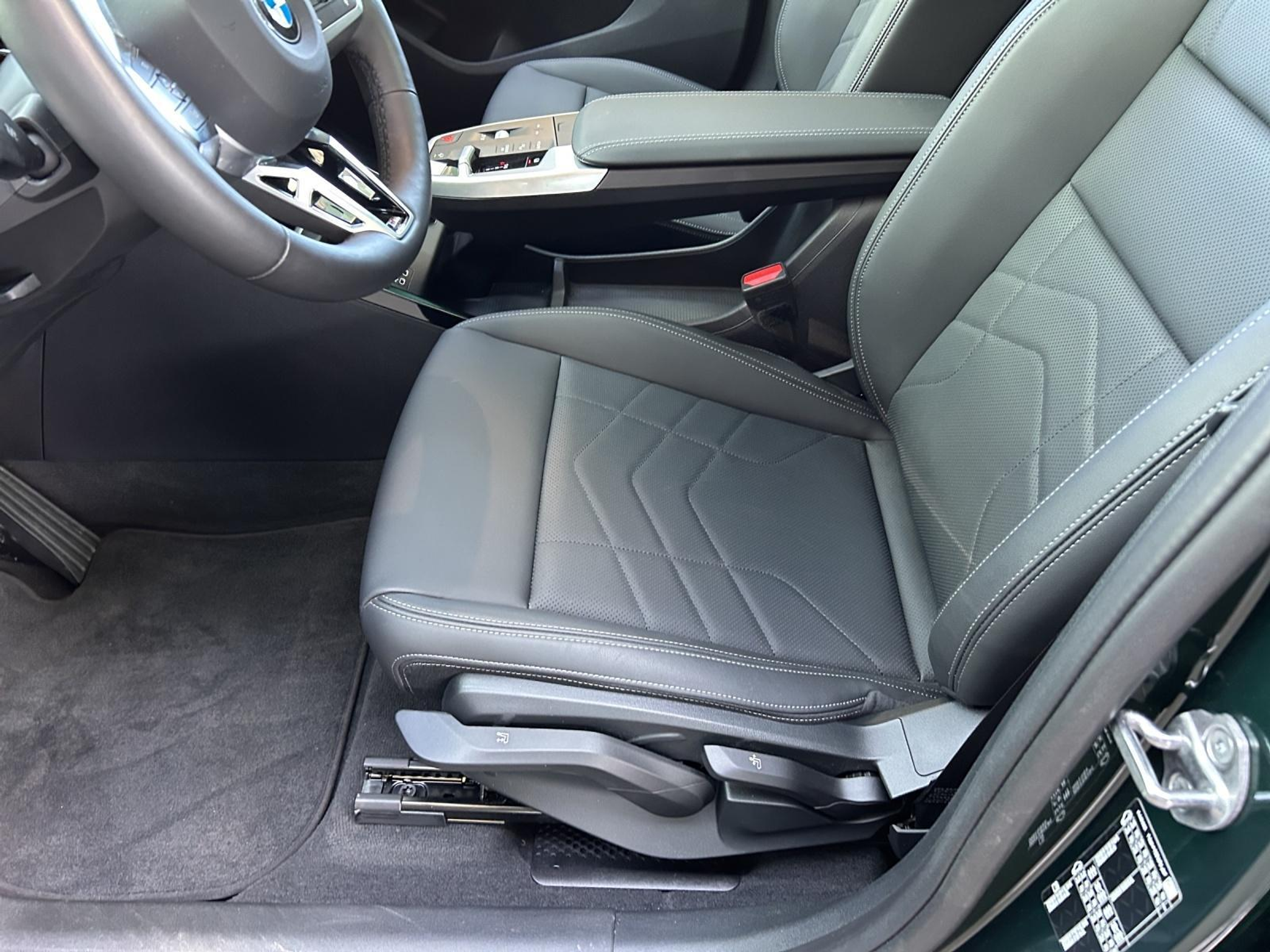 listing desktop thumbnail image 12