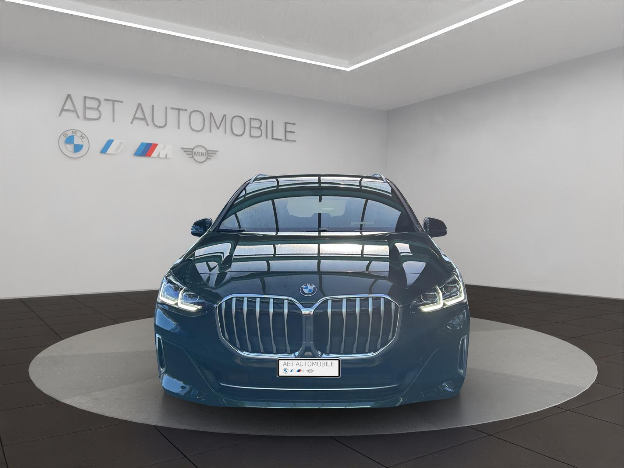 listing desktop thumbnail image 1