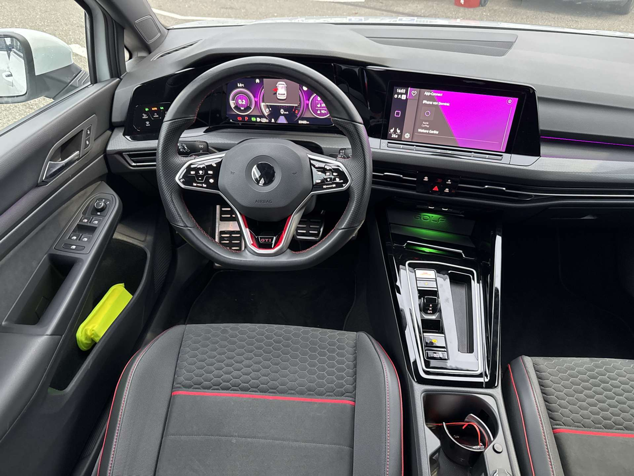 listing desktop thumbnail image 4