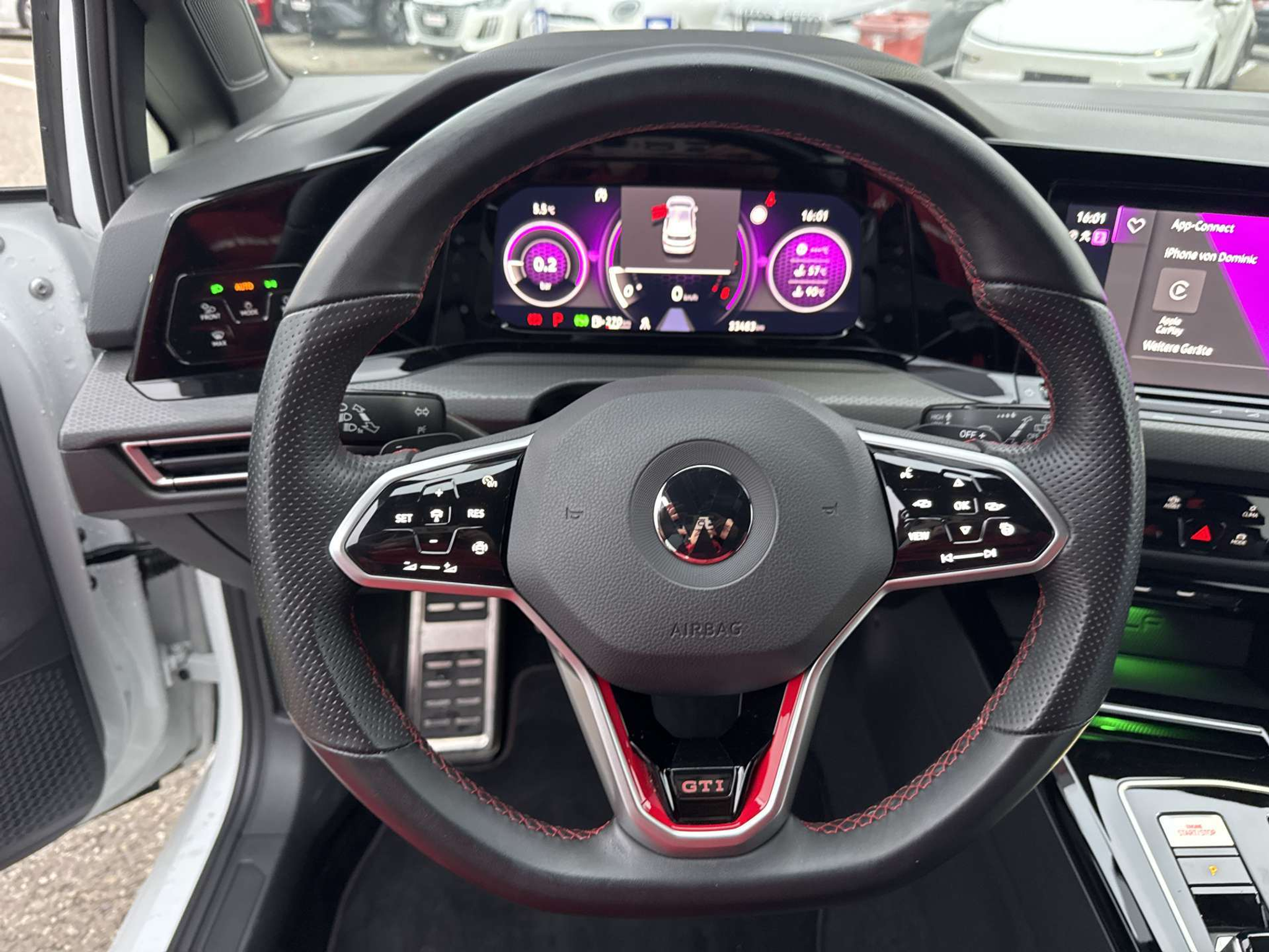 listing desktop thumbnail image 15