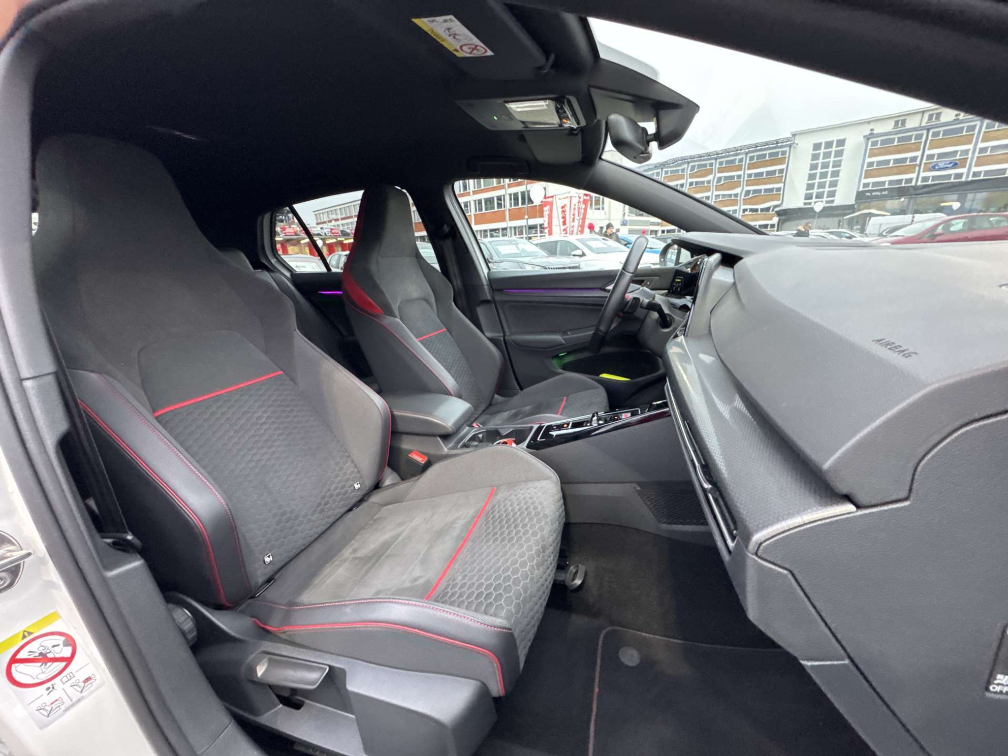 listing desktop thumbnail image 12