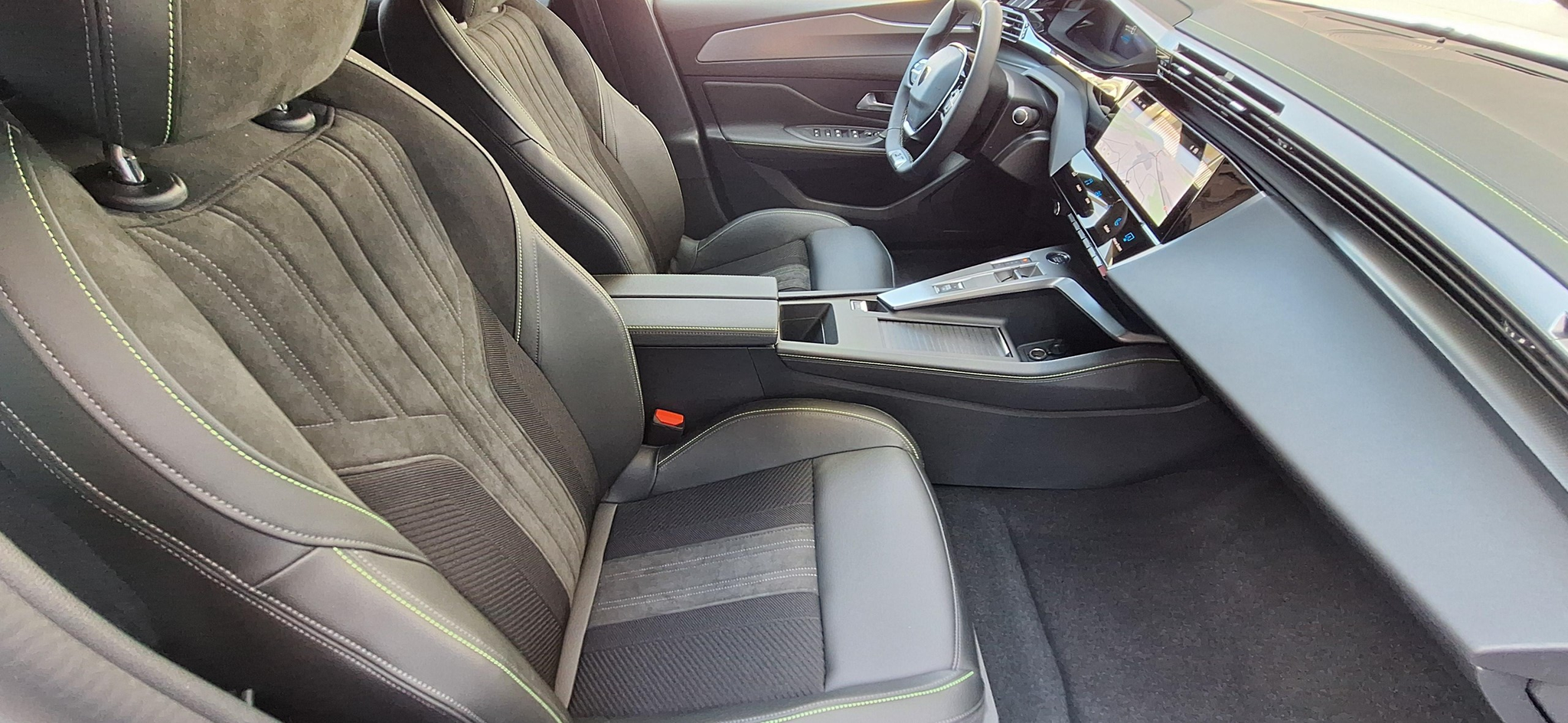 listing desktop thumbnail image 10