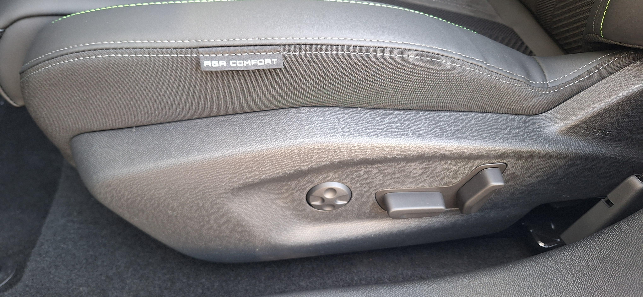 listing desktop thumbnail image 22