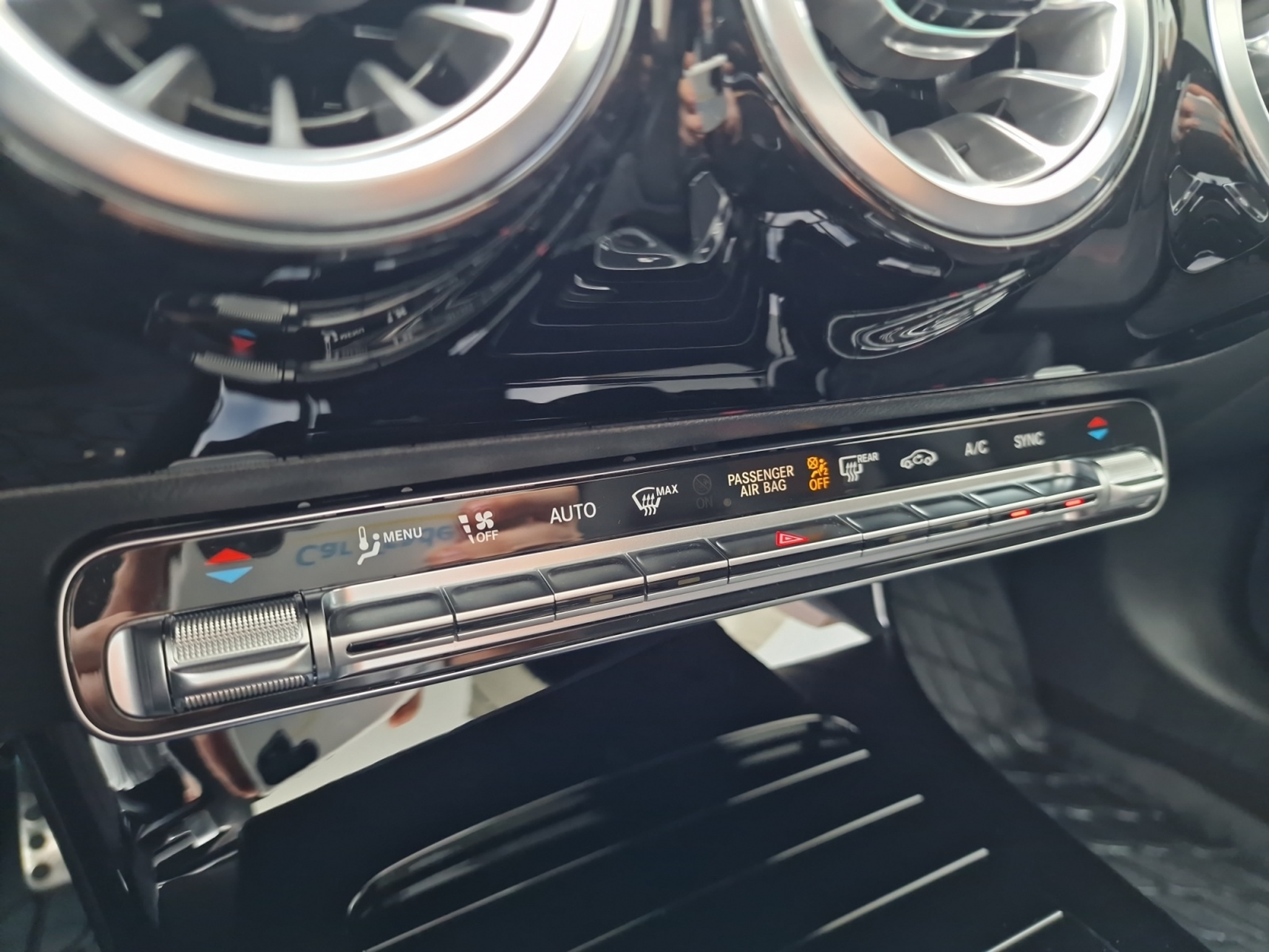 listing desktop thumbnail image 21