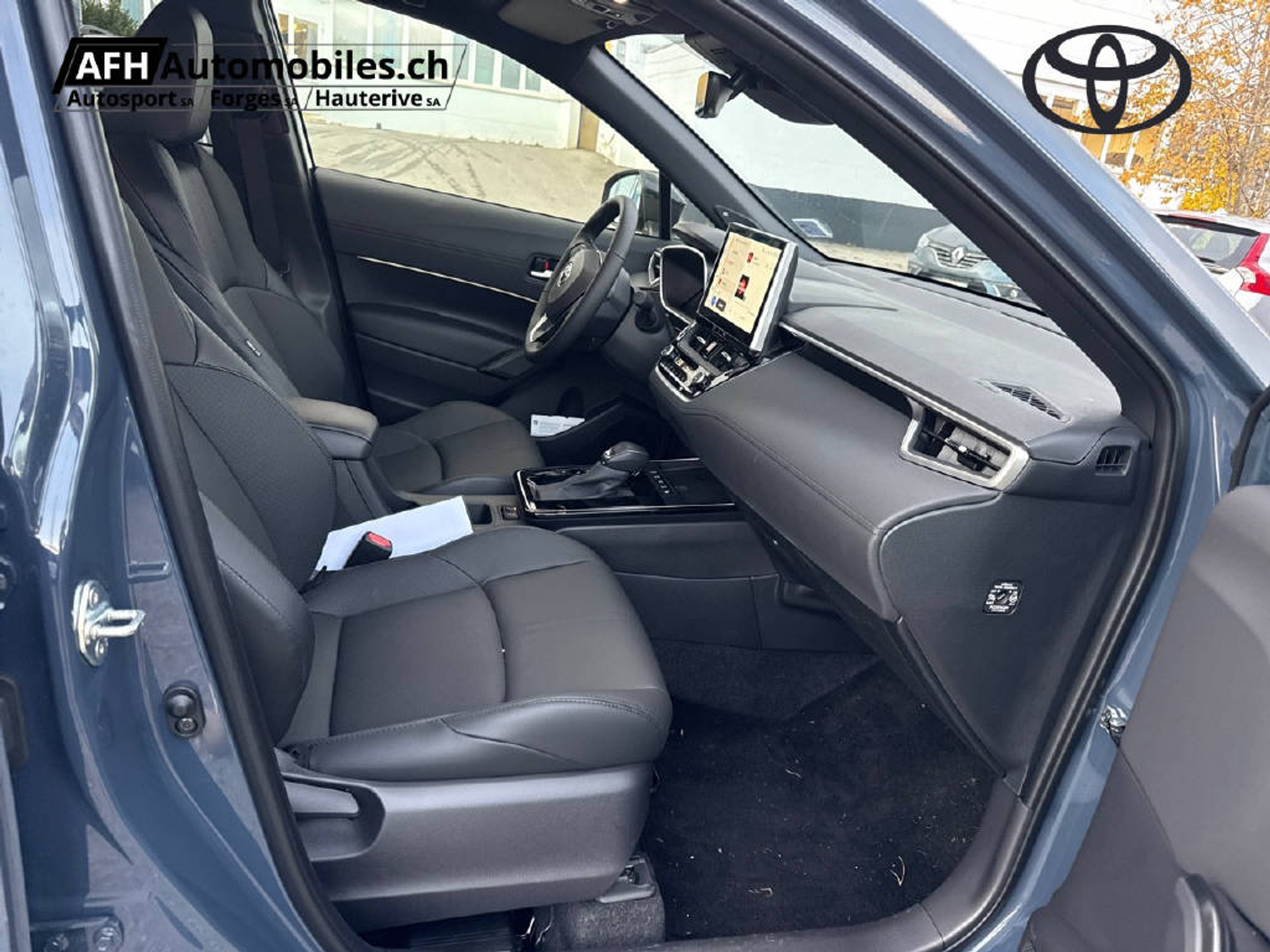 listing desktop thumbnail image 12