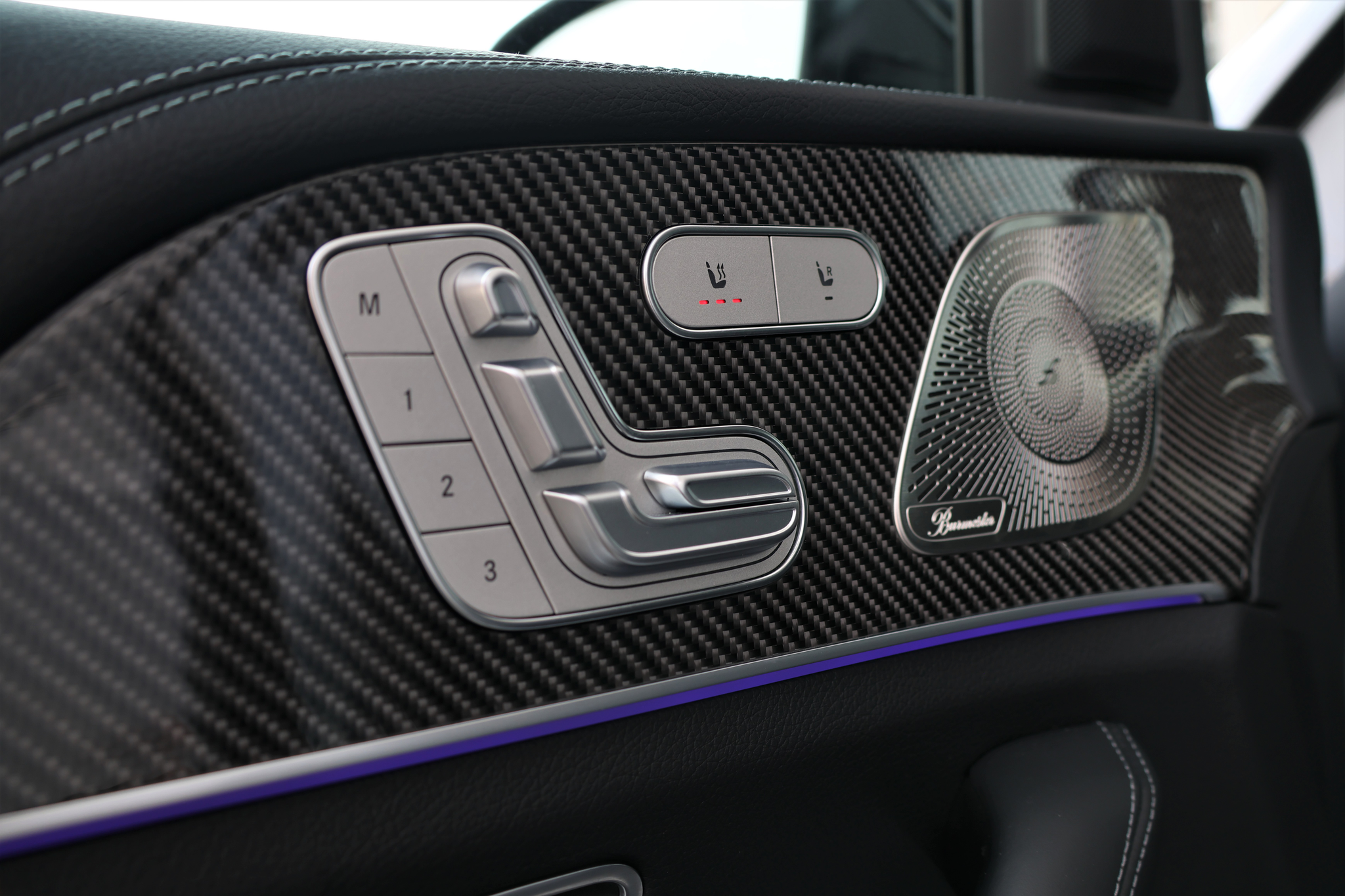 listing desktop thumbnail image 10