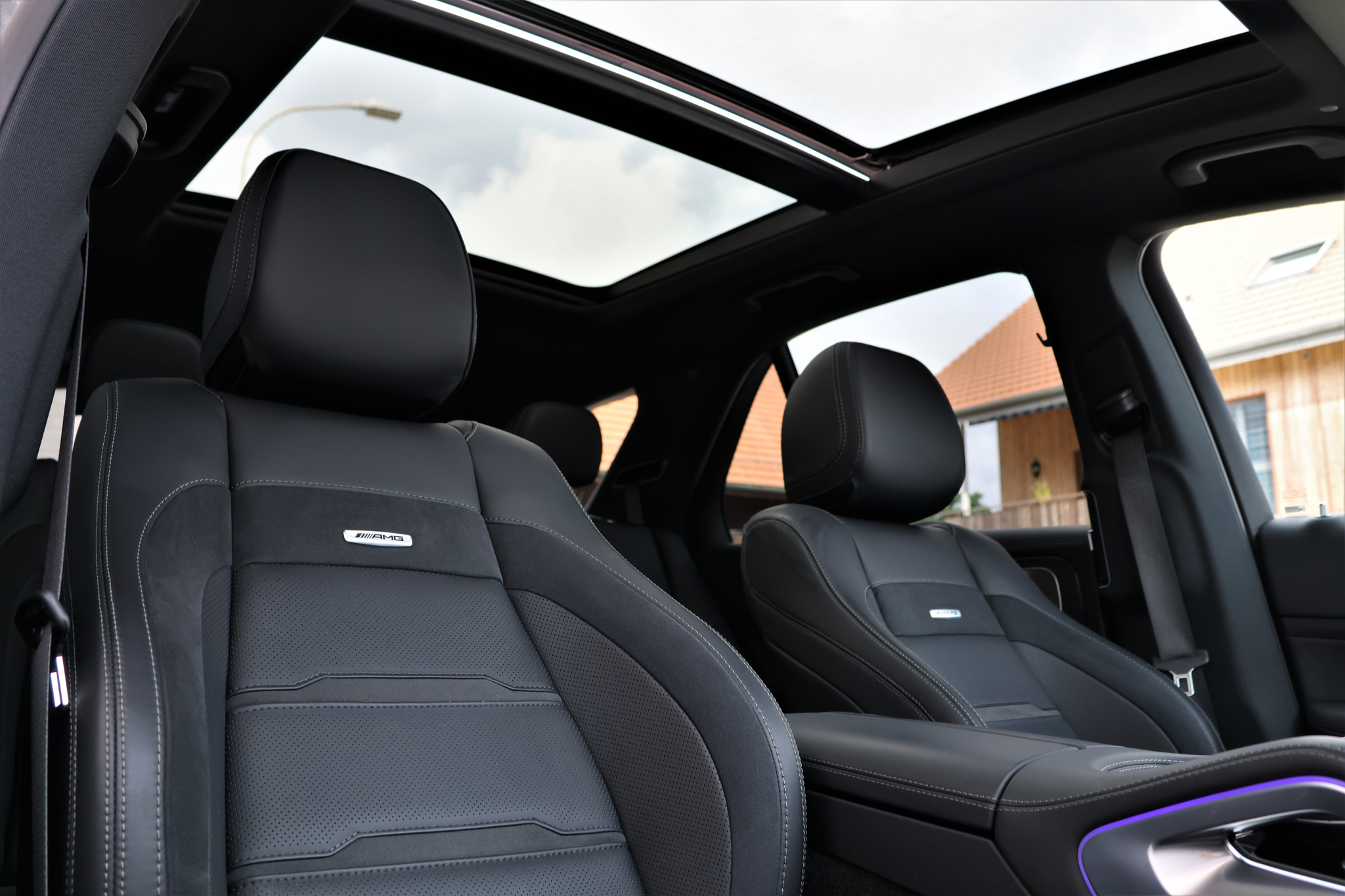 listing desktop thumbnail image 22