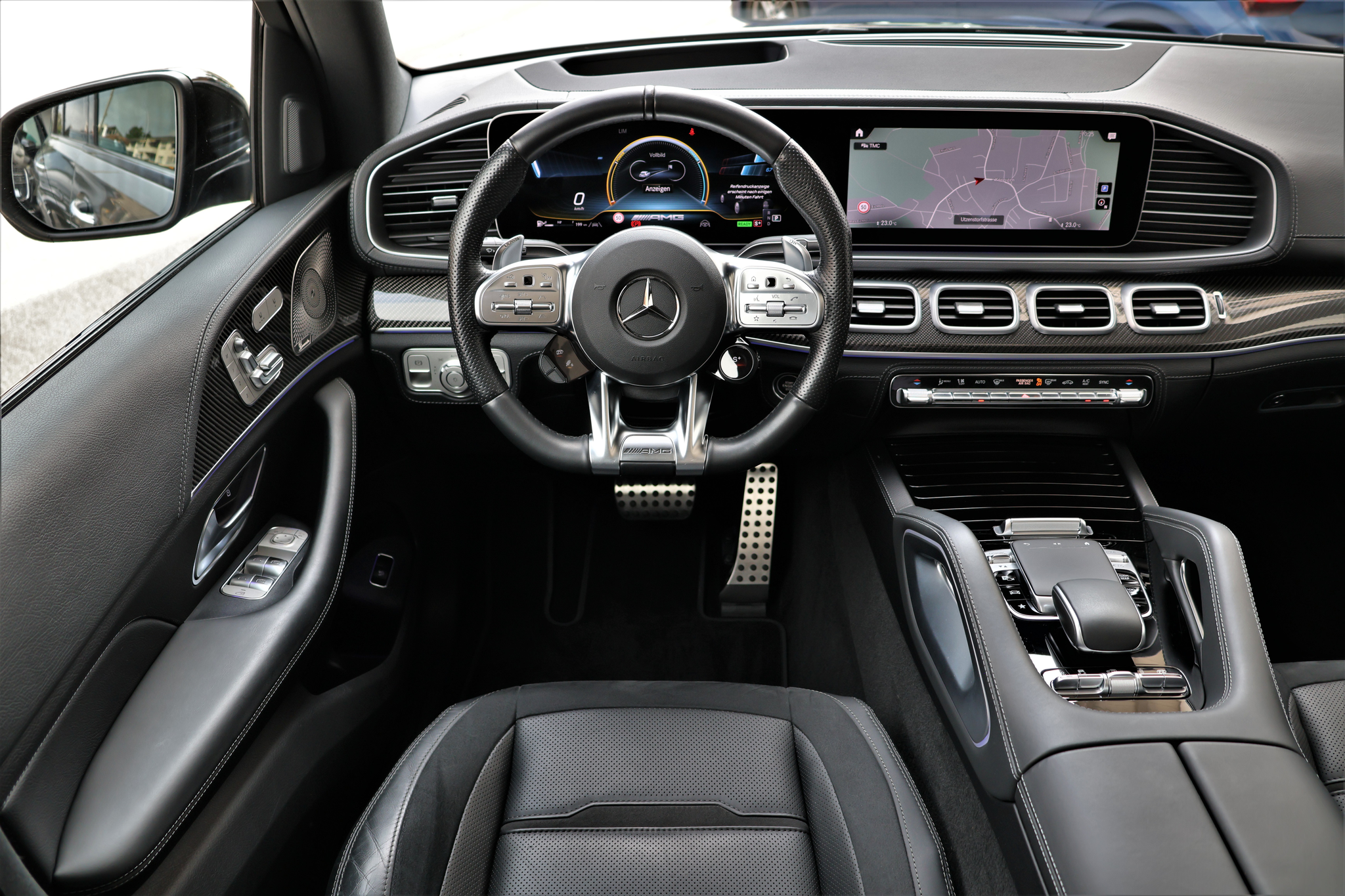 listing desktop thumbnail image 12