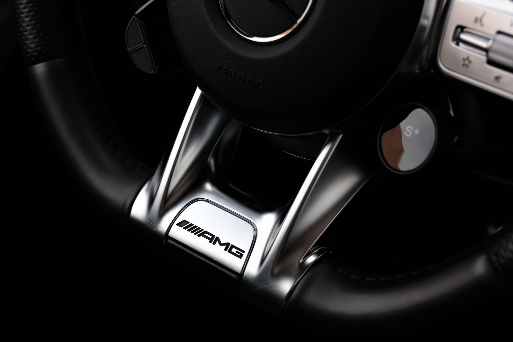 listing desktop thumbnail image 16