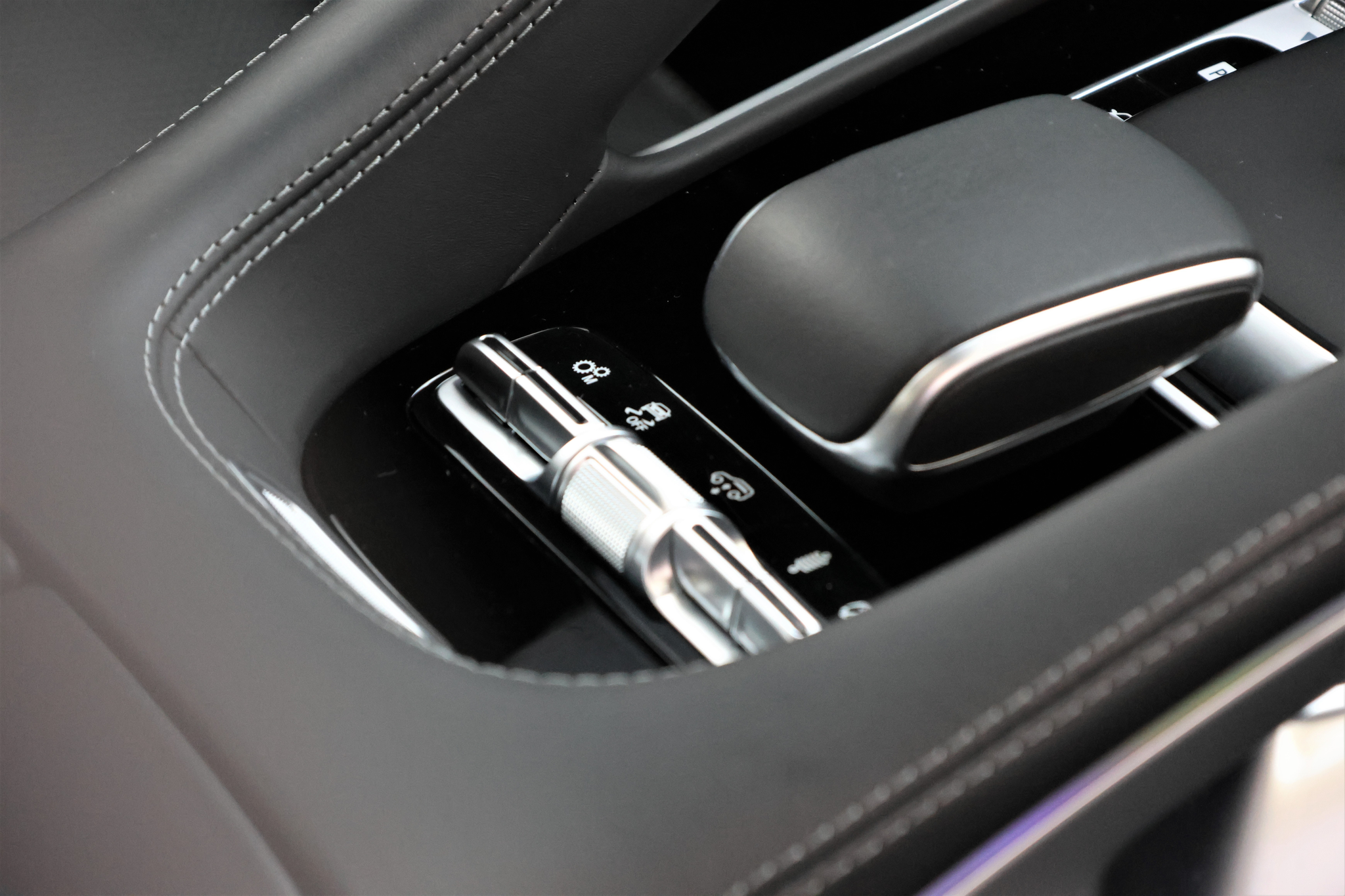 listing desktop thumbnail image 21