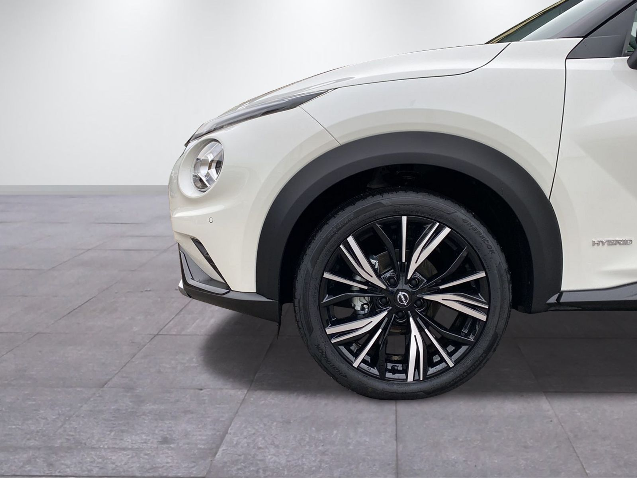 listing desktop thumbnail image 2