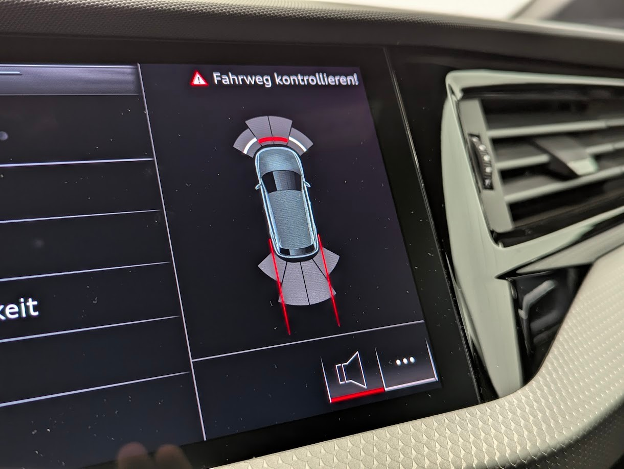 listing desktop thumbnail image 24