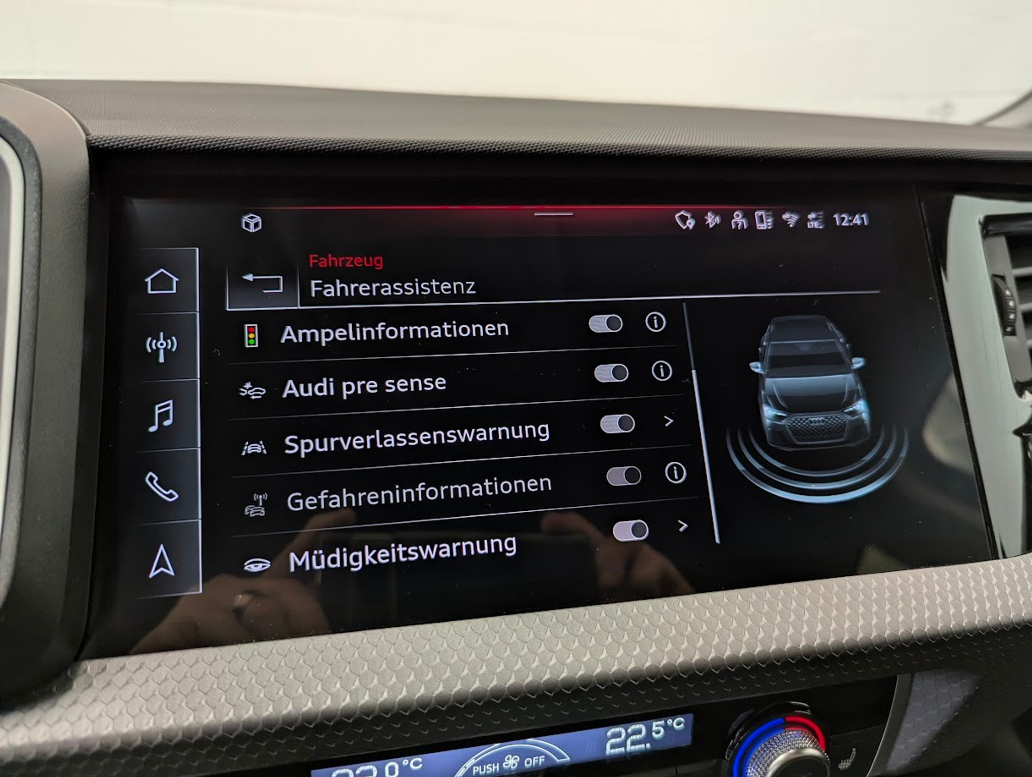 listing desktop thumbnail image 22