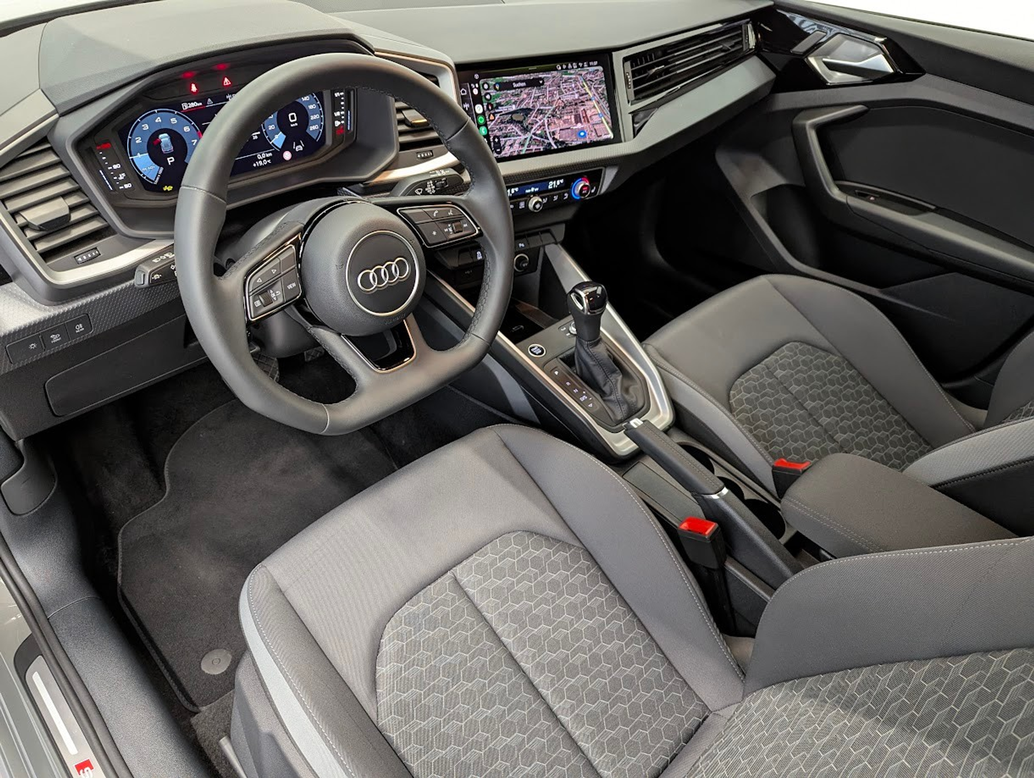 listing desktop thumbnail image 6